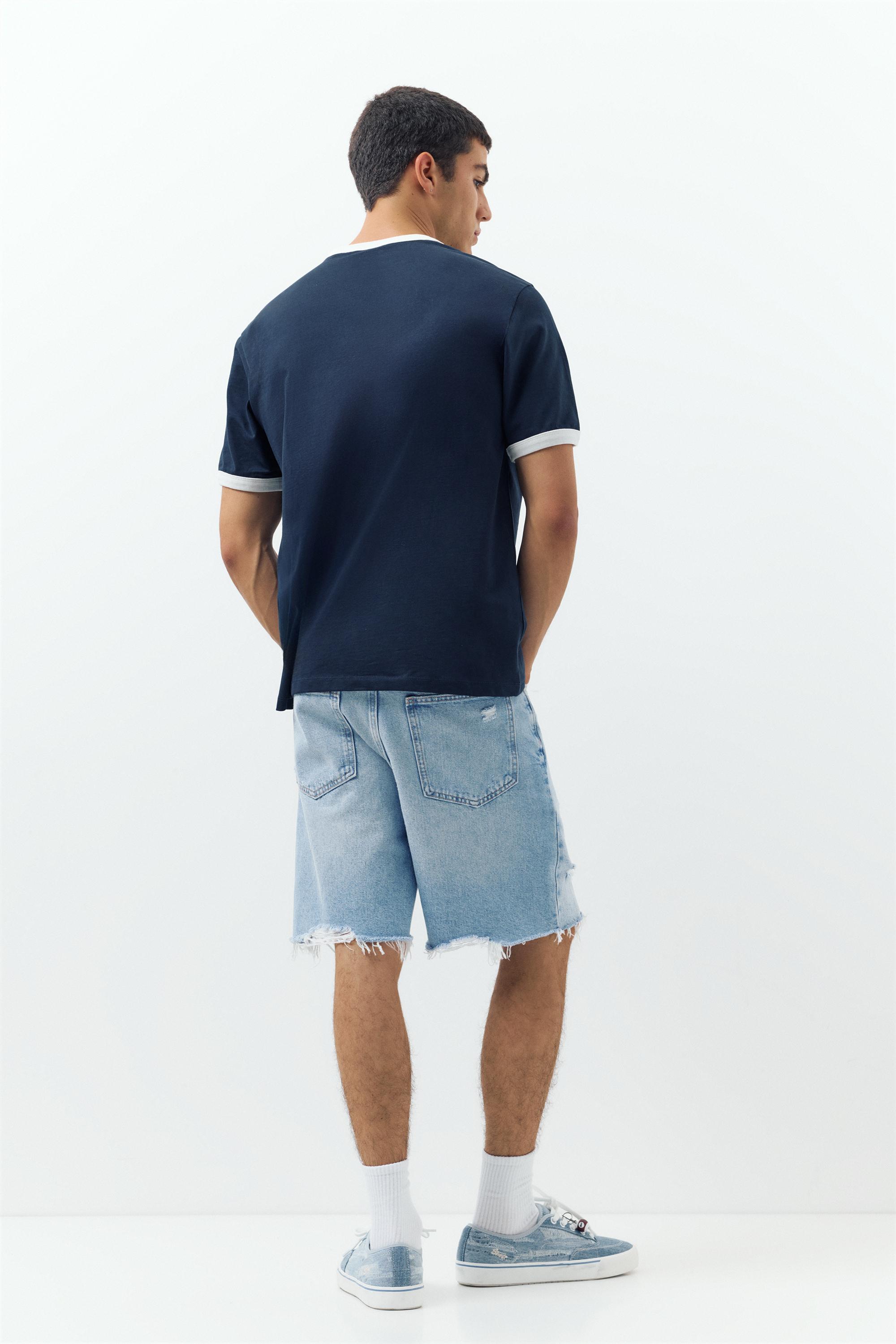 Straight-leg denim Bermuda shorts — Pale indigo
