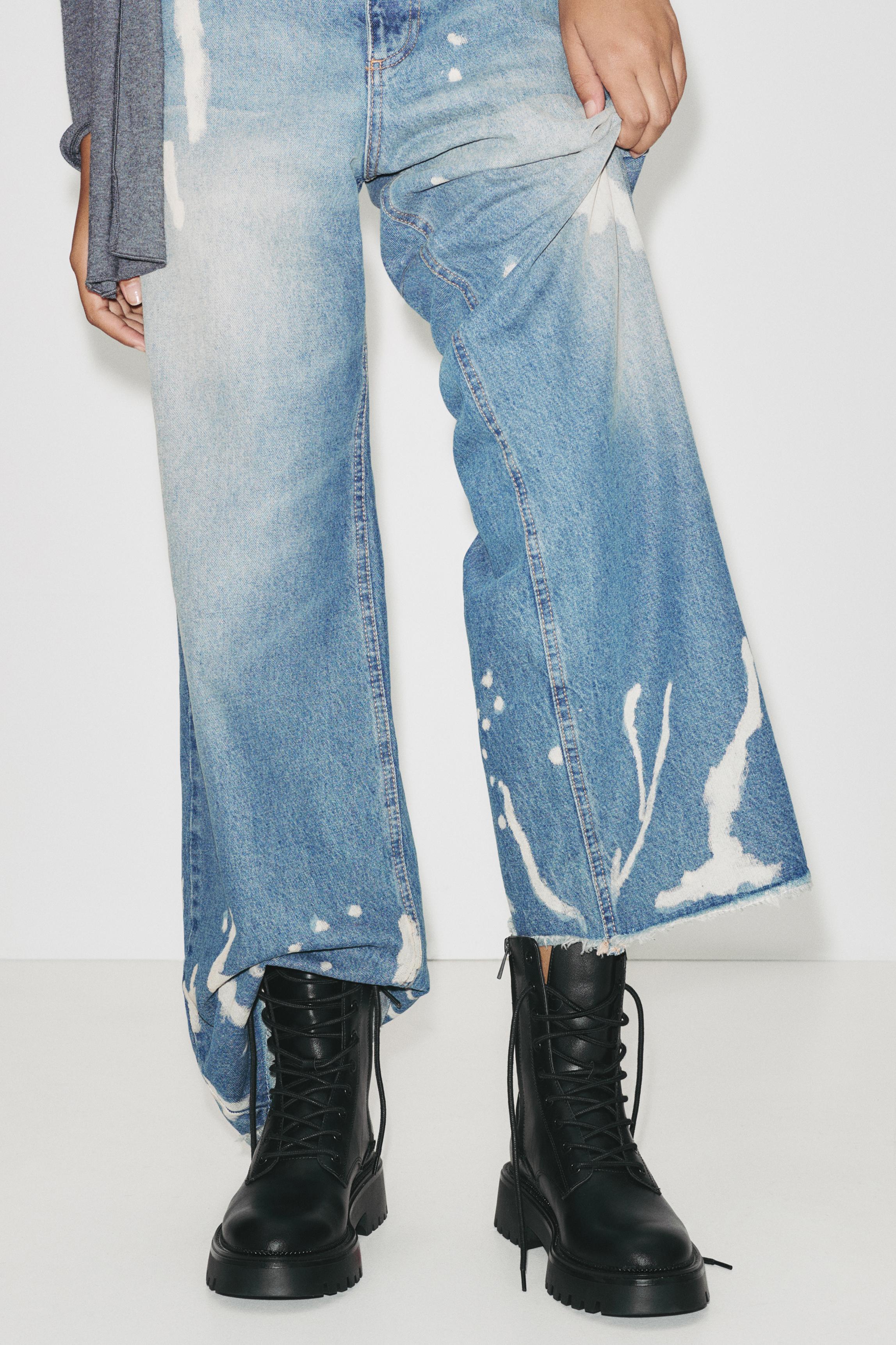 Lace-up flat ankle boots — Black