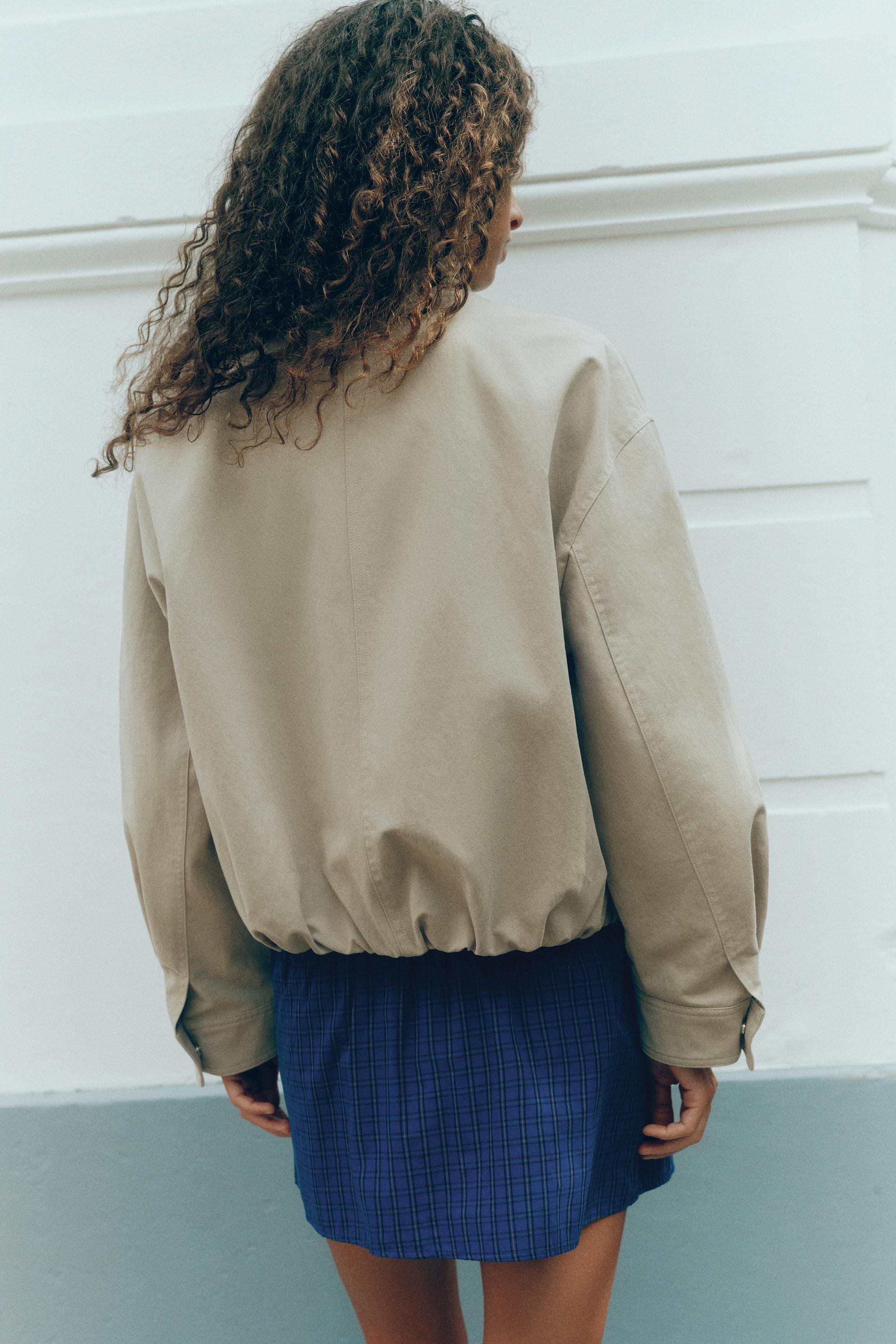 Oversize high-neck jacket — Sand