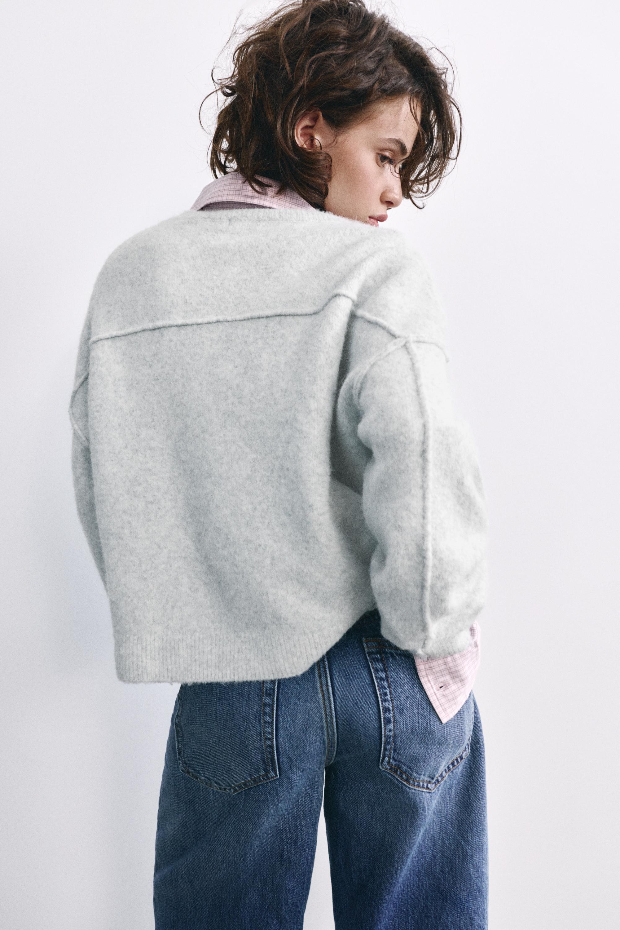 Soft knit cardigan — Pale grey