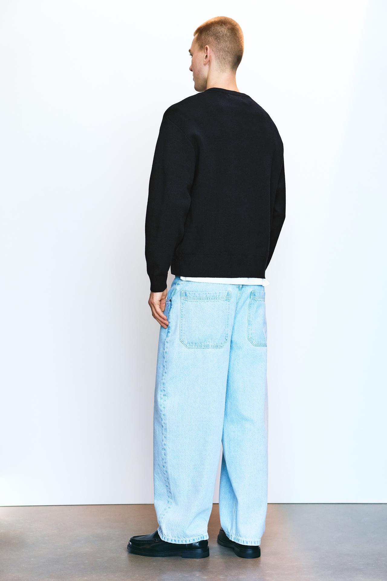 Soft-touch round neck jumper — Black