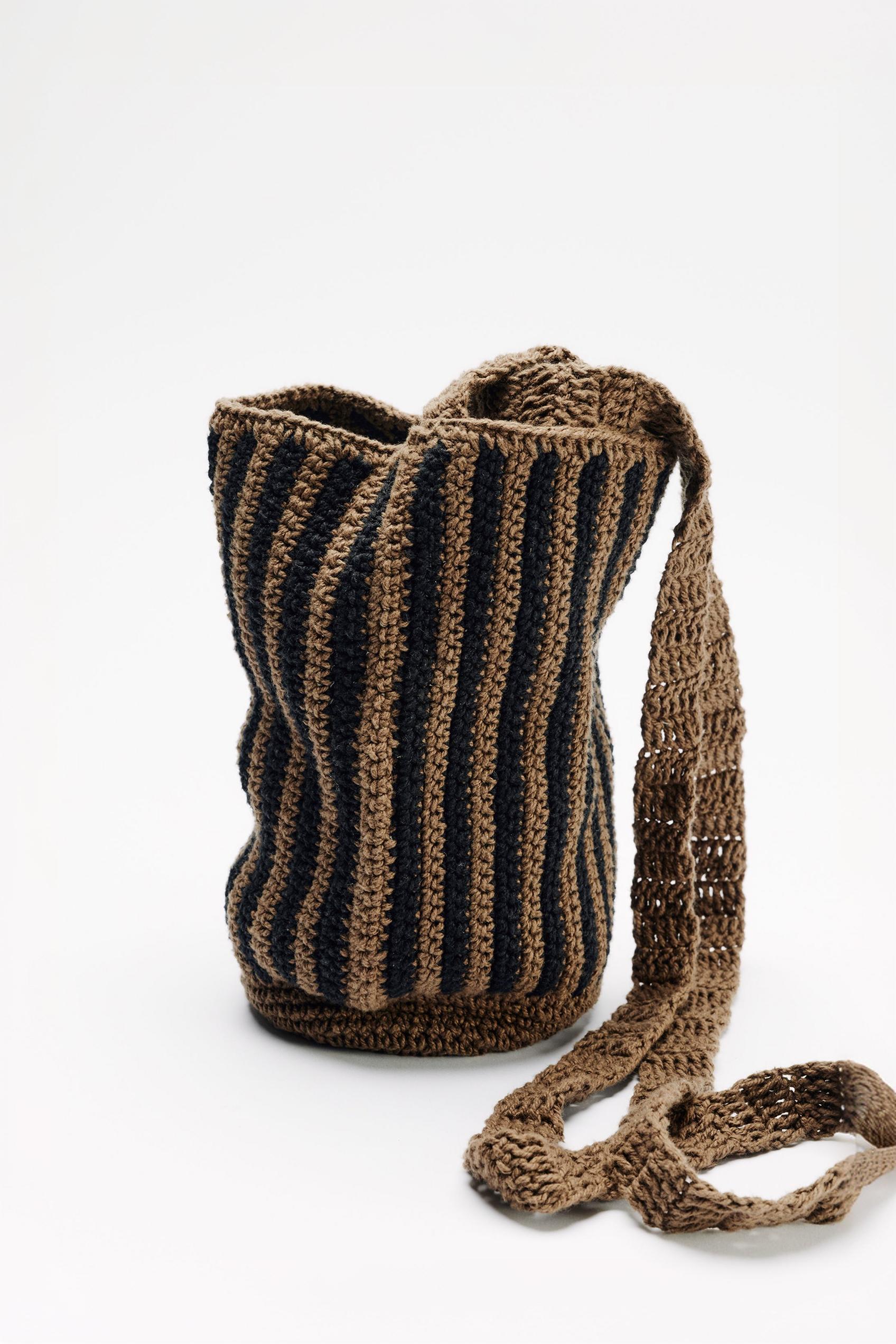 Crochet stripe crossbody bag — Green