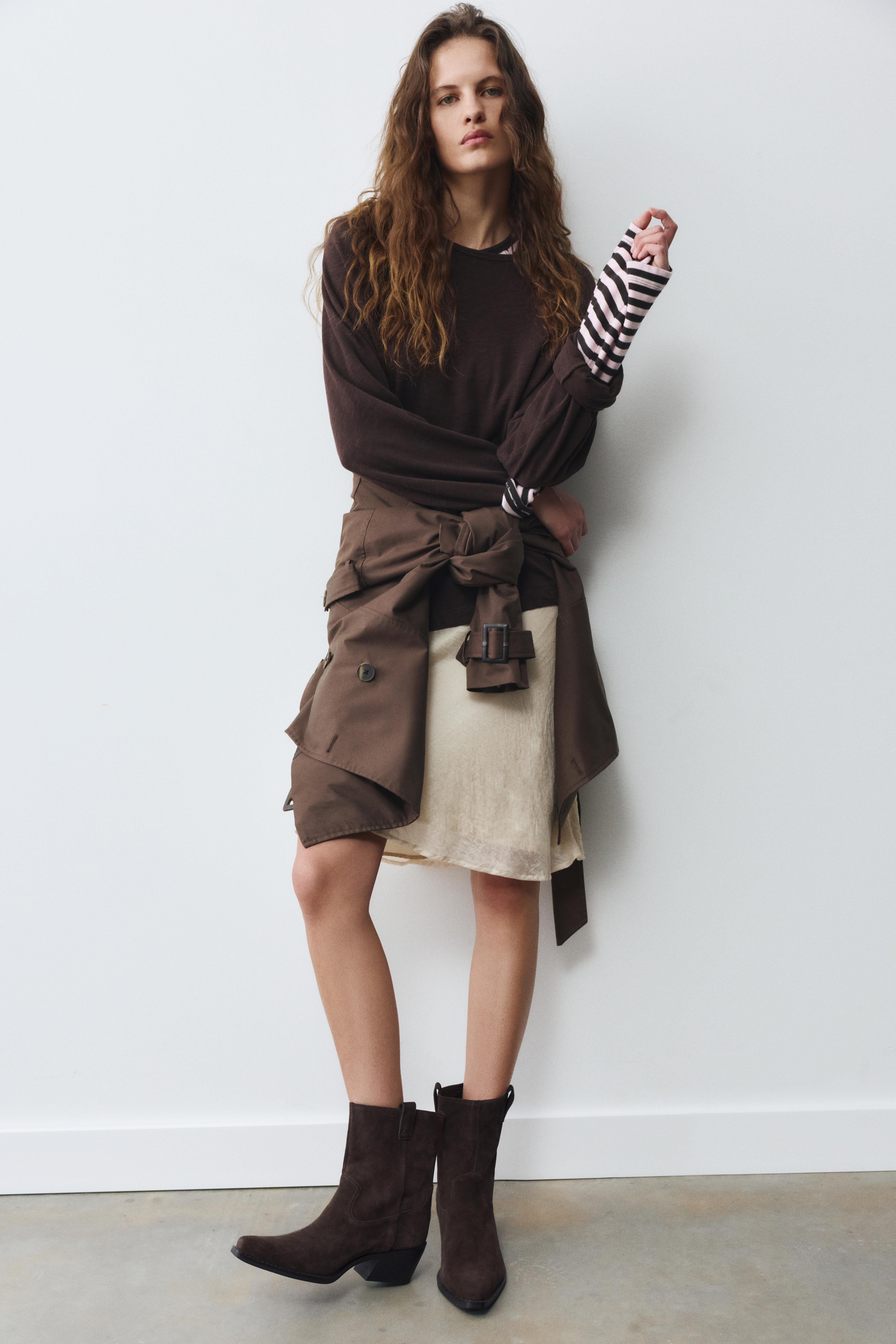 Leather cowboy ankle boots — Brown
