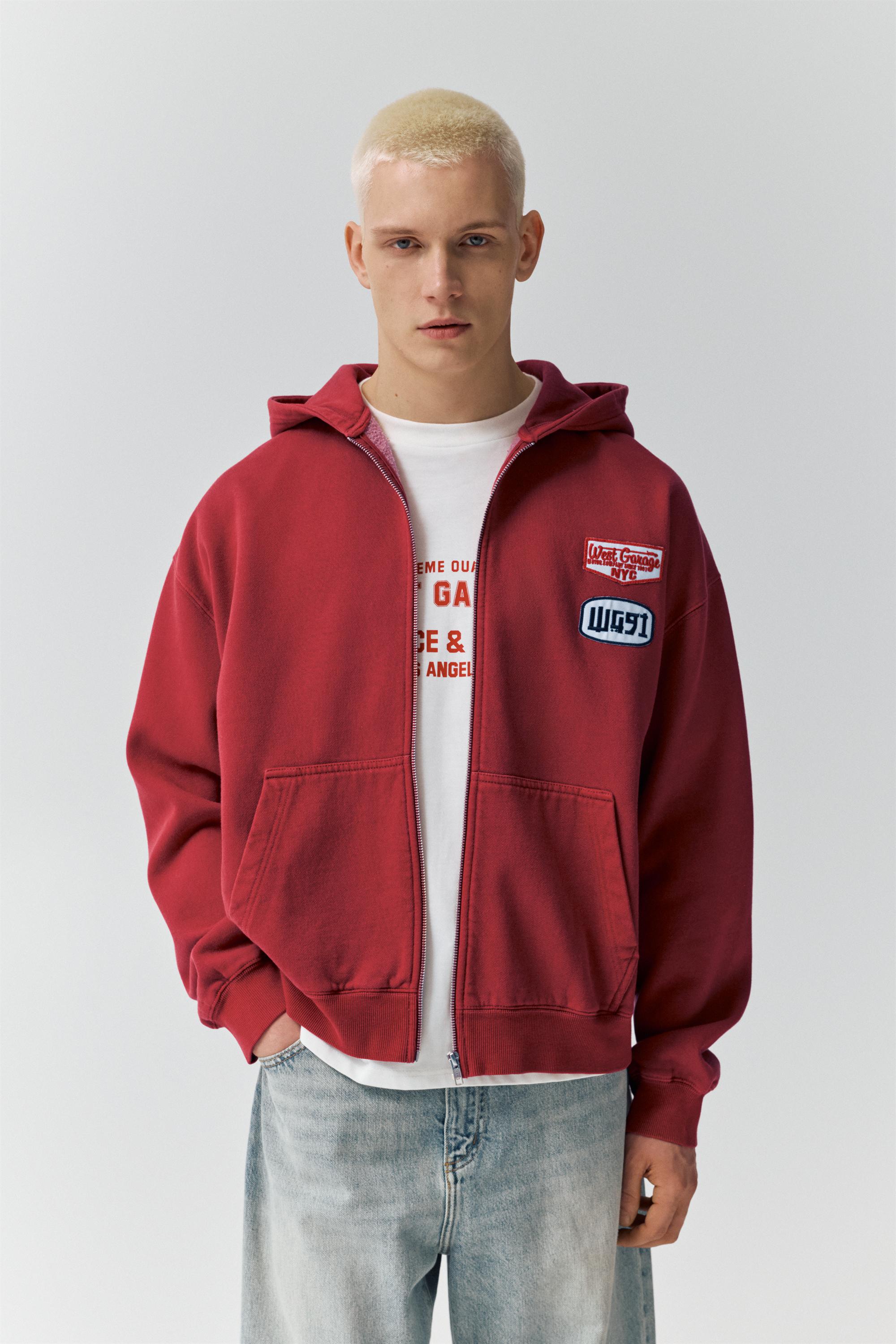 Fermuarlı yamalı kapüşonlu sweatshirt - Görsel 16
