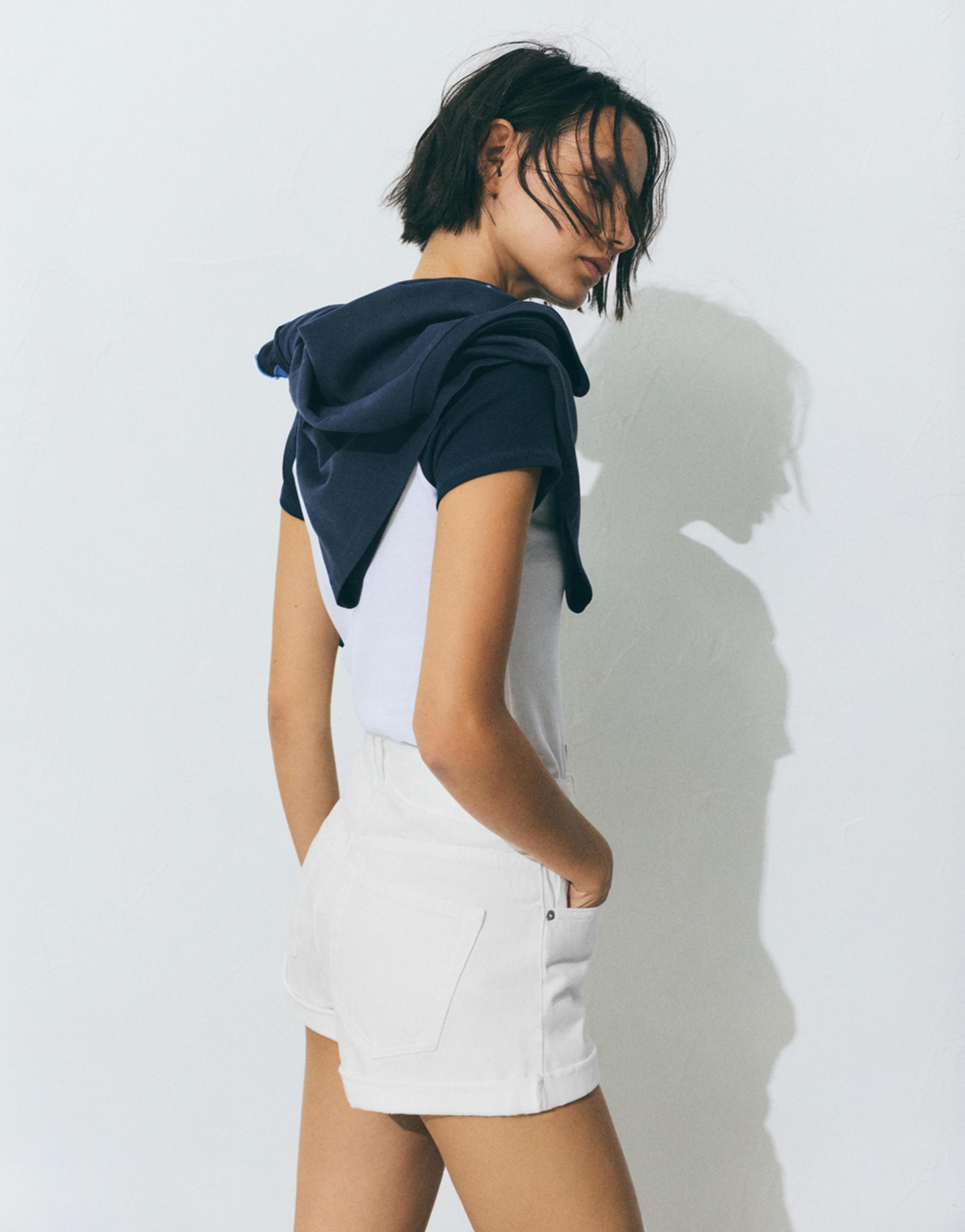 Denim mom fit shorts with turn-up hems — White