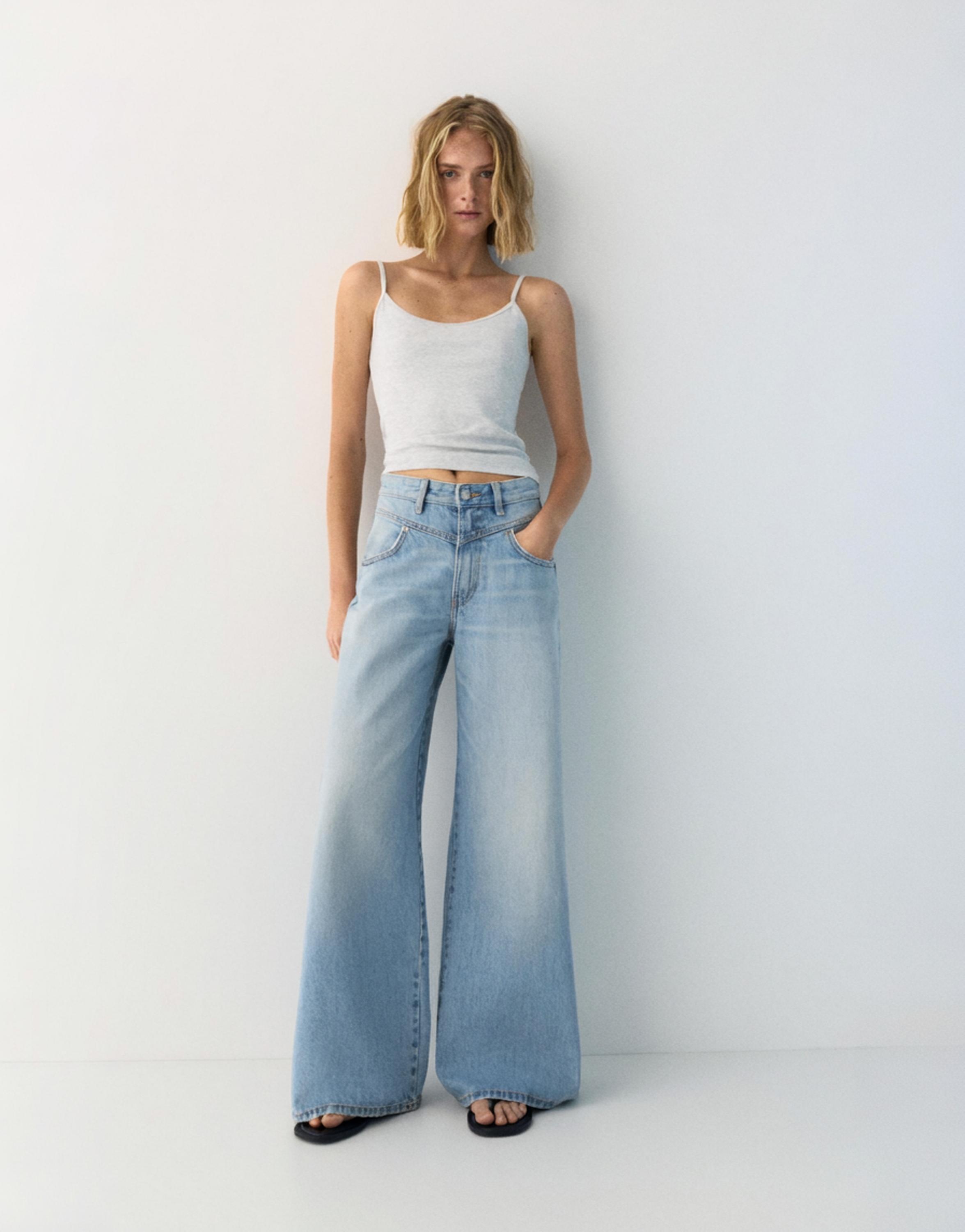 Super wide-leg jeans with seams — Pale blue