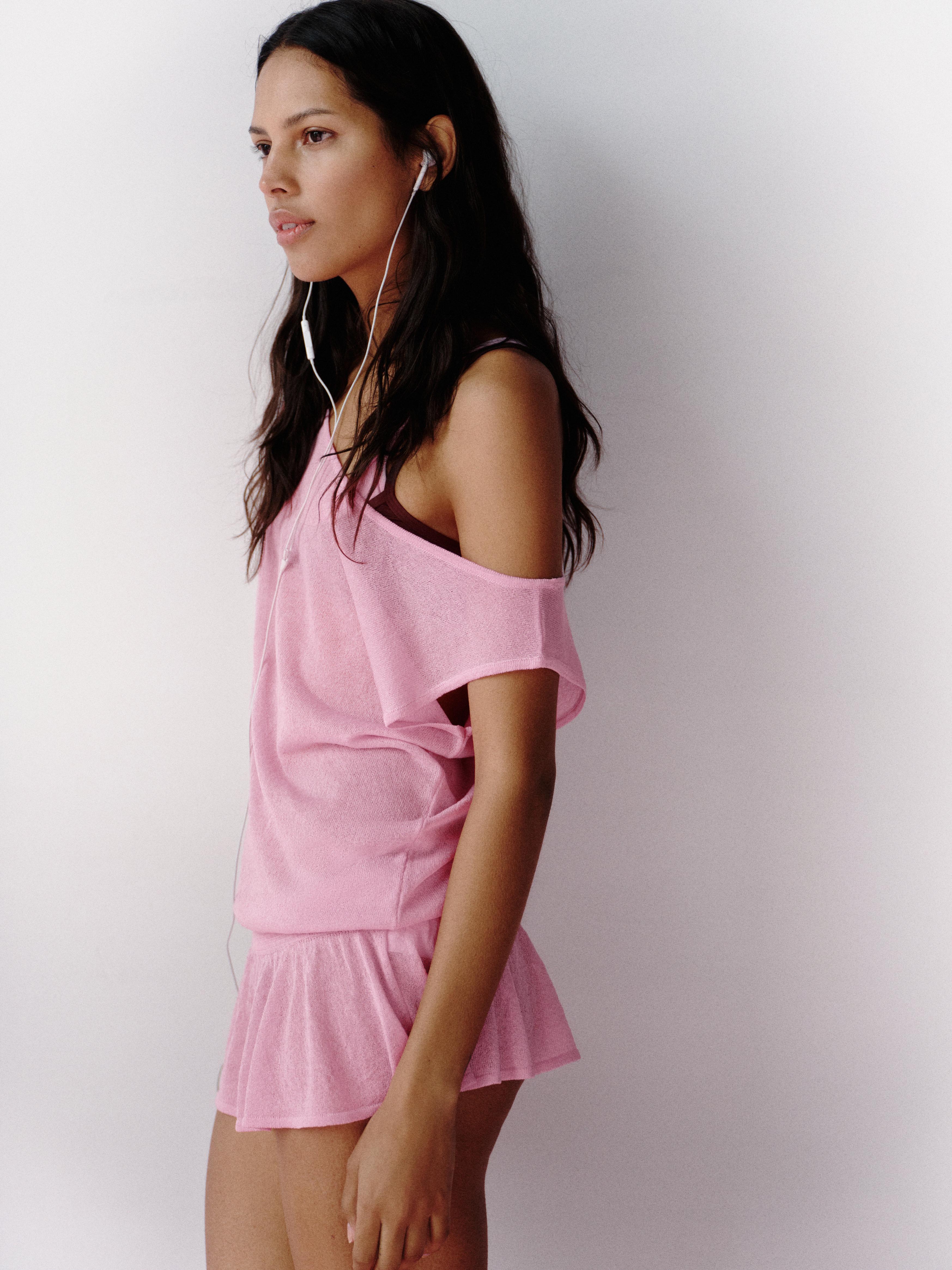 Asymmetric knit top — Pink
