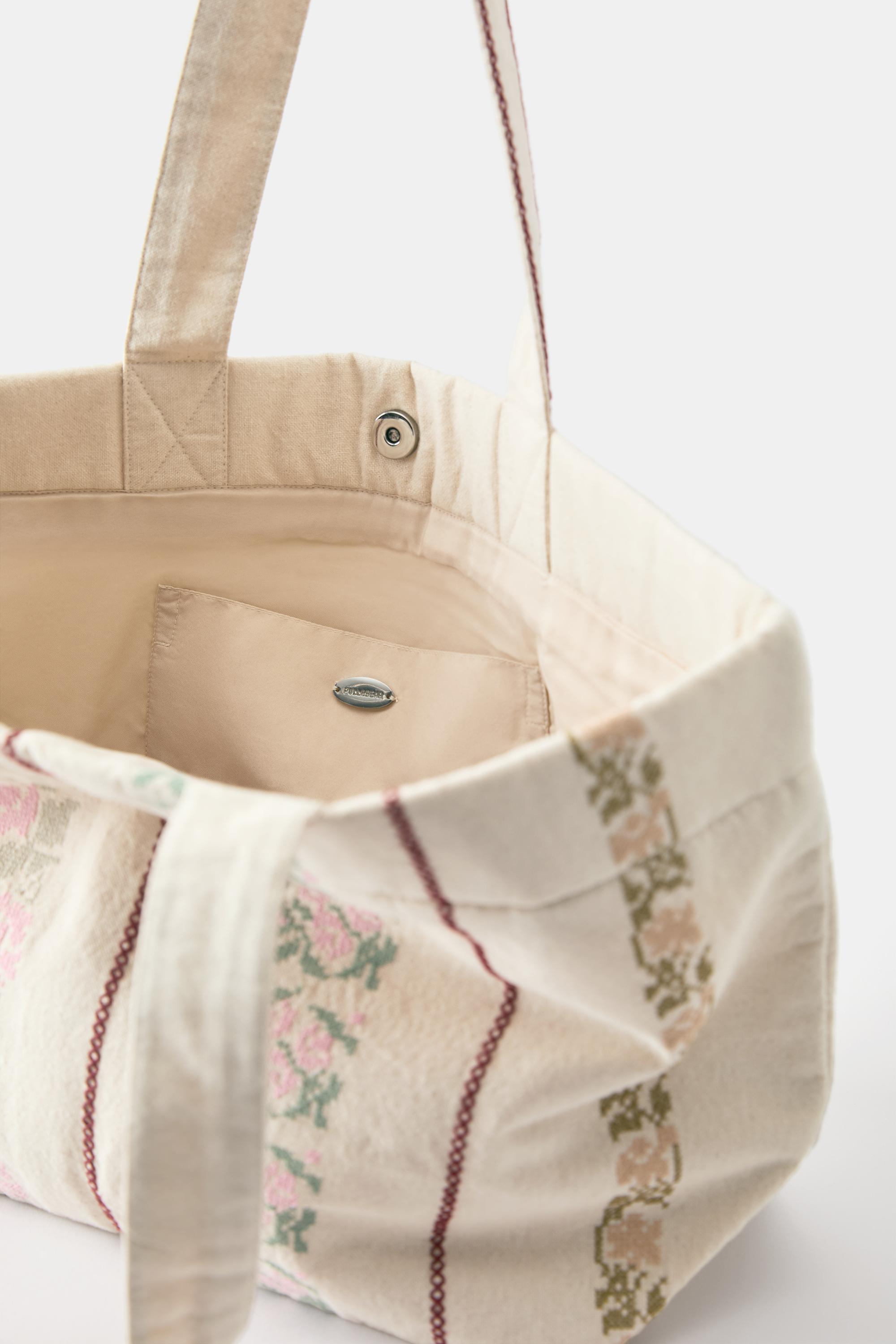 Embroidered tote bag — Ecru