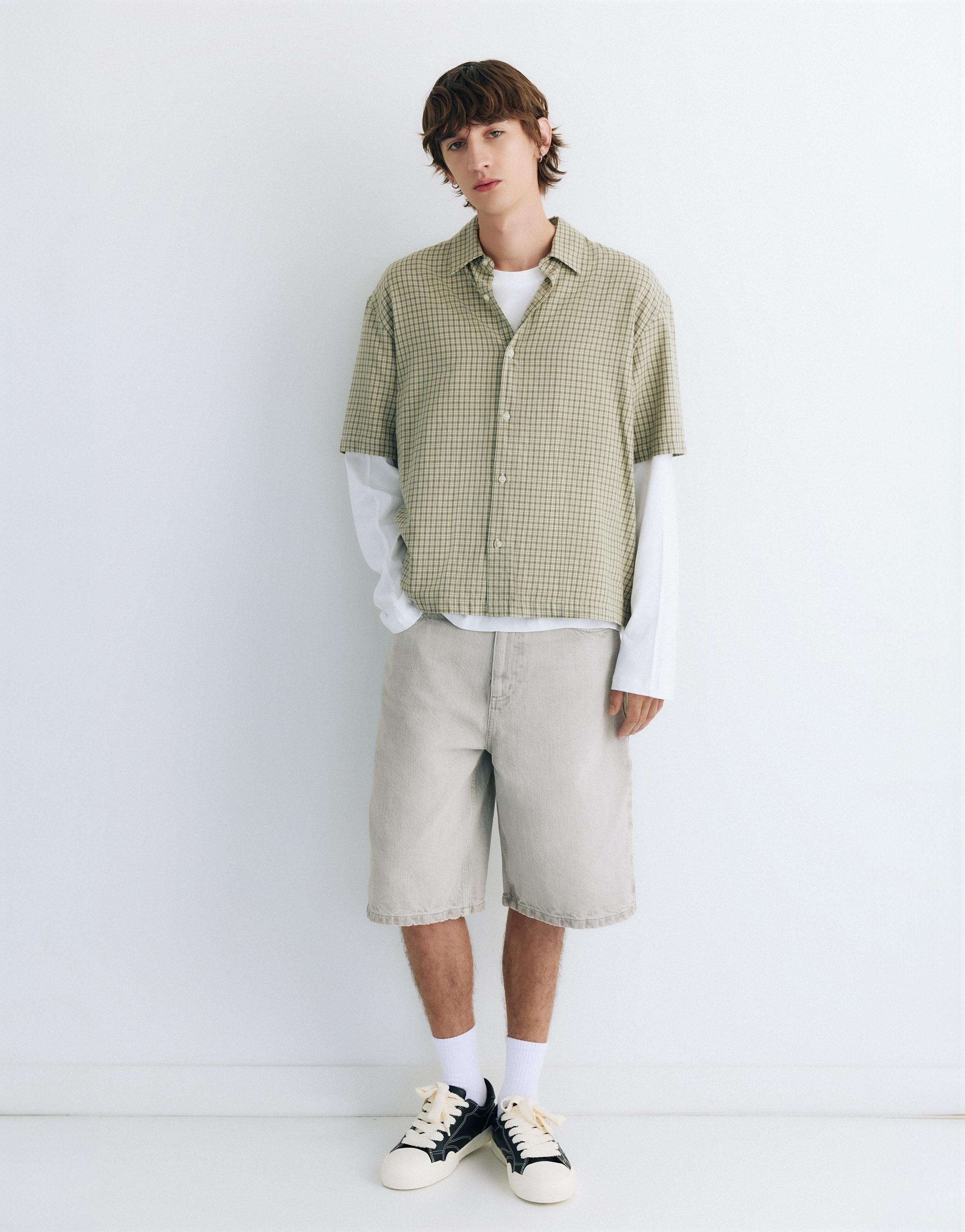 Skater denim Bermuda shorts — Pale grey