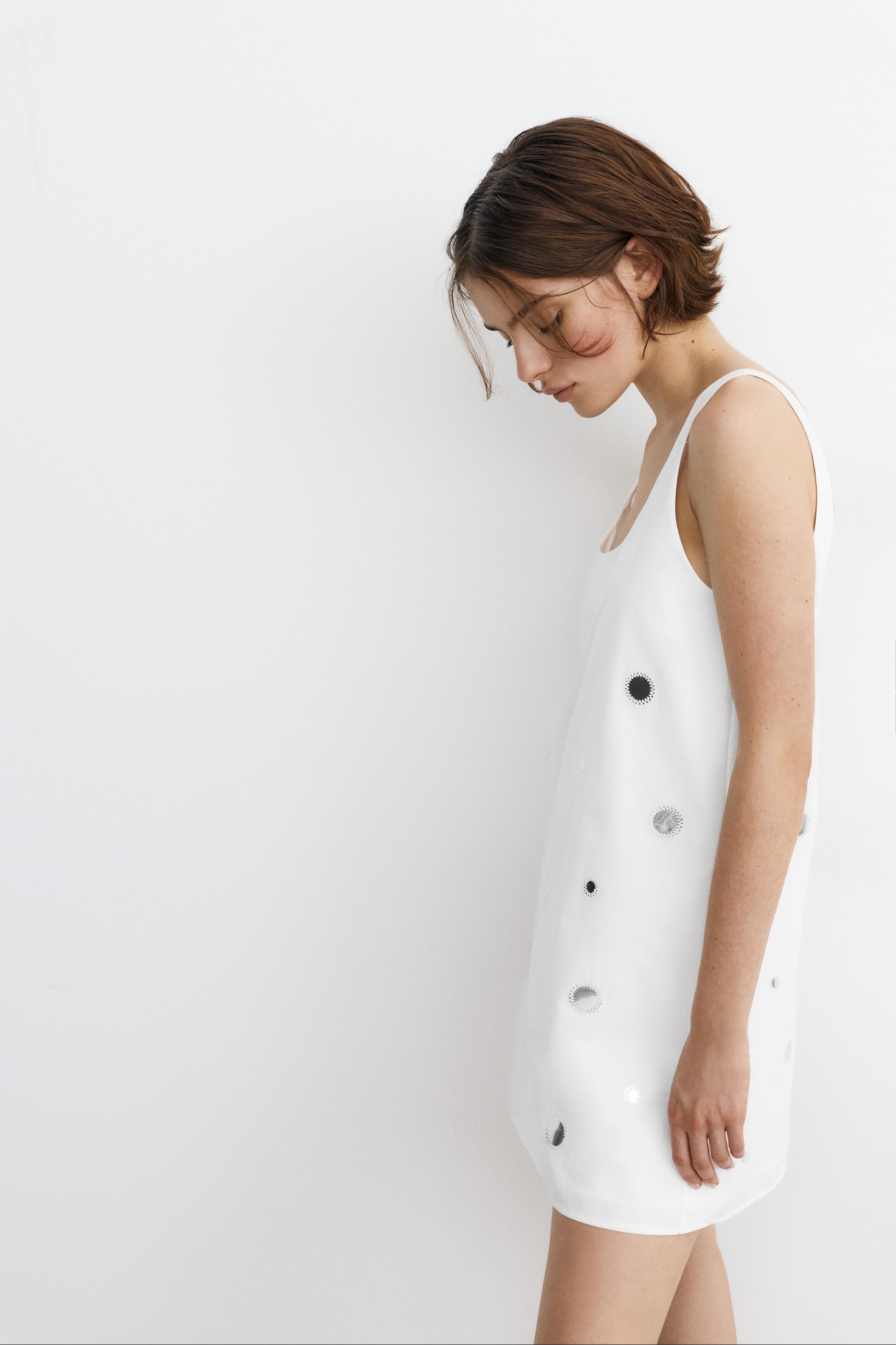 Short strappy dress with mirrored details — Ecru