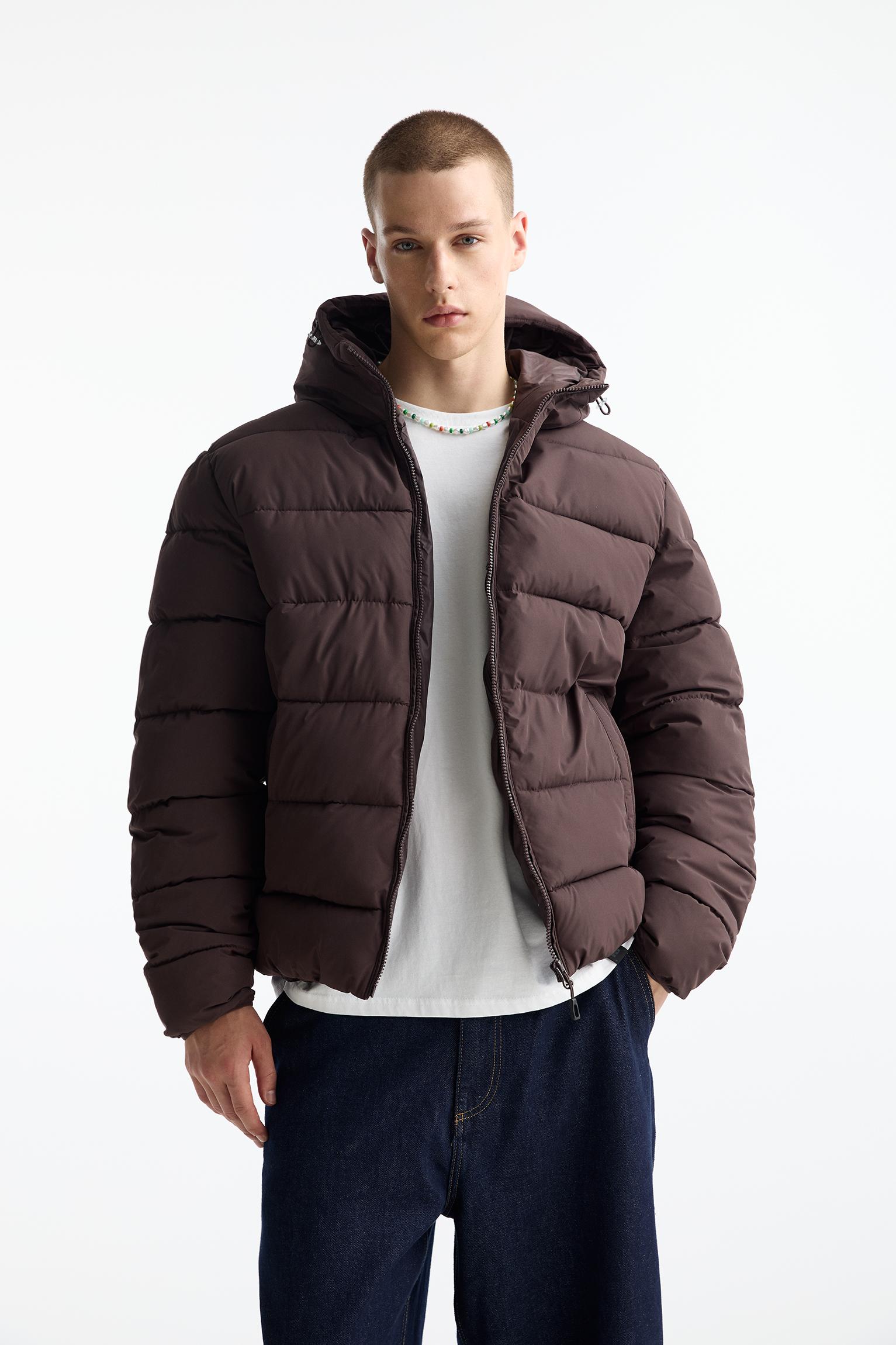 Pull and bear lightweight puffer jacket online