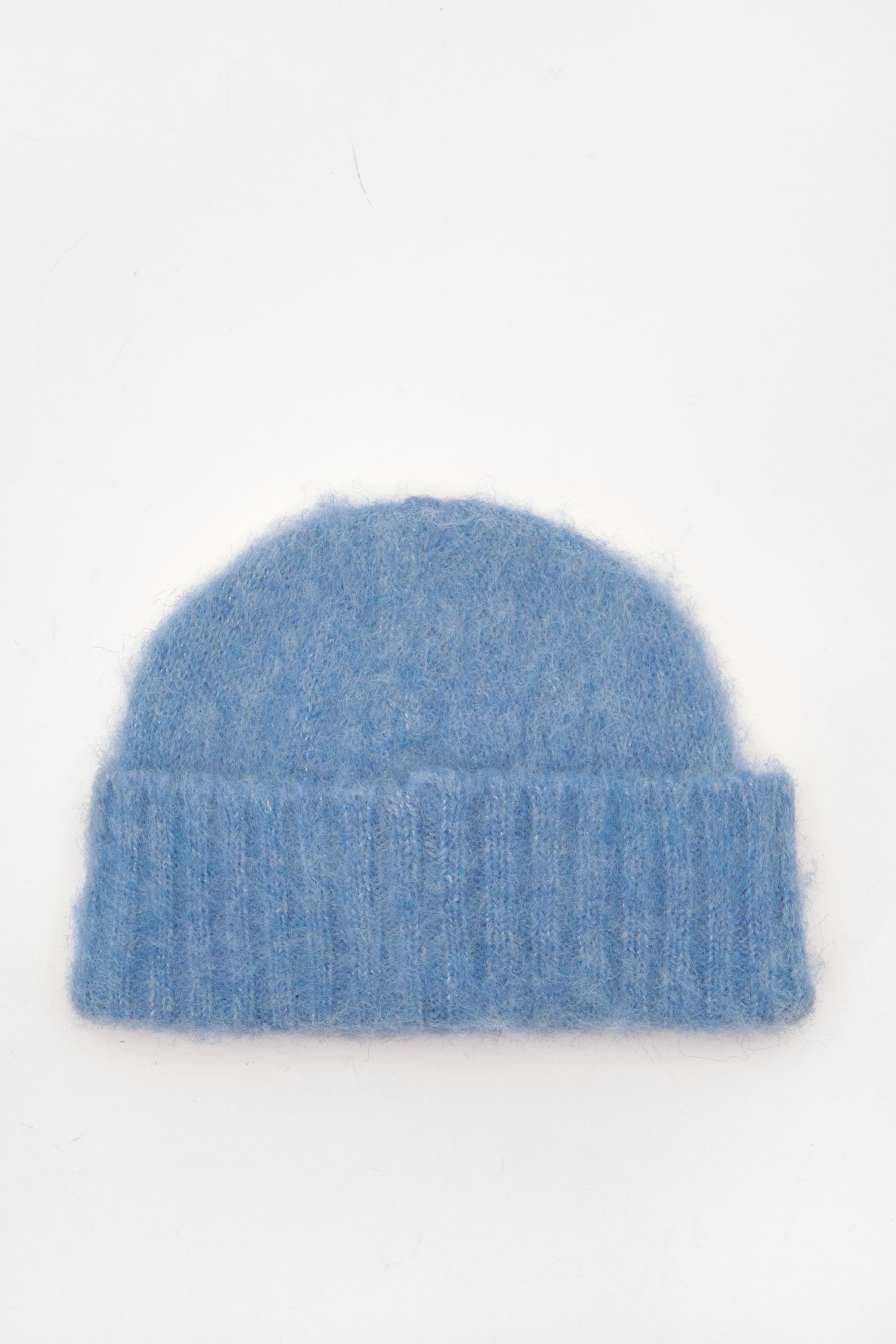 Short Knitted beanie — Pale blue