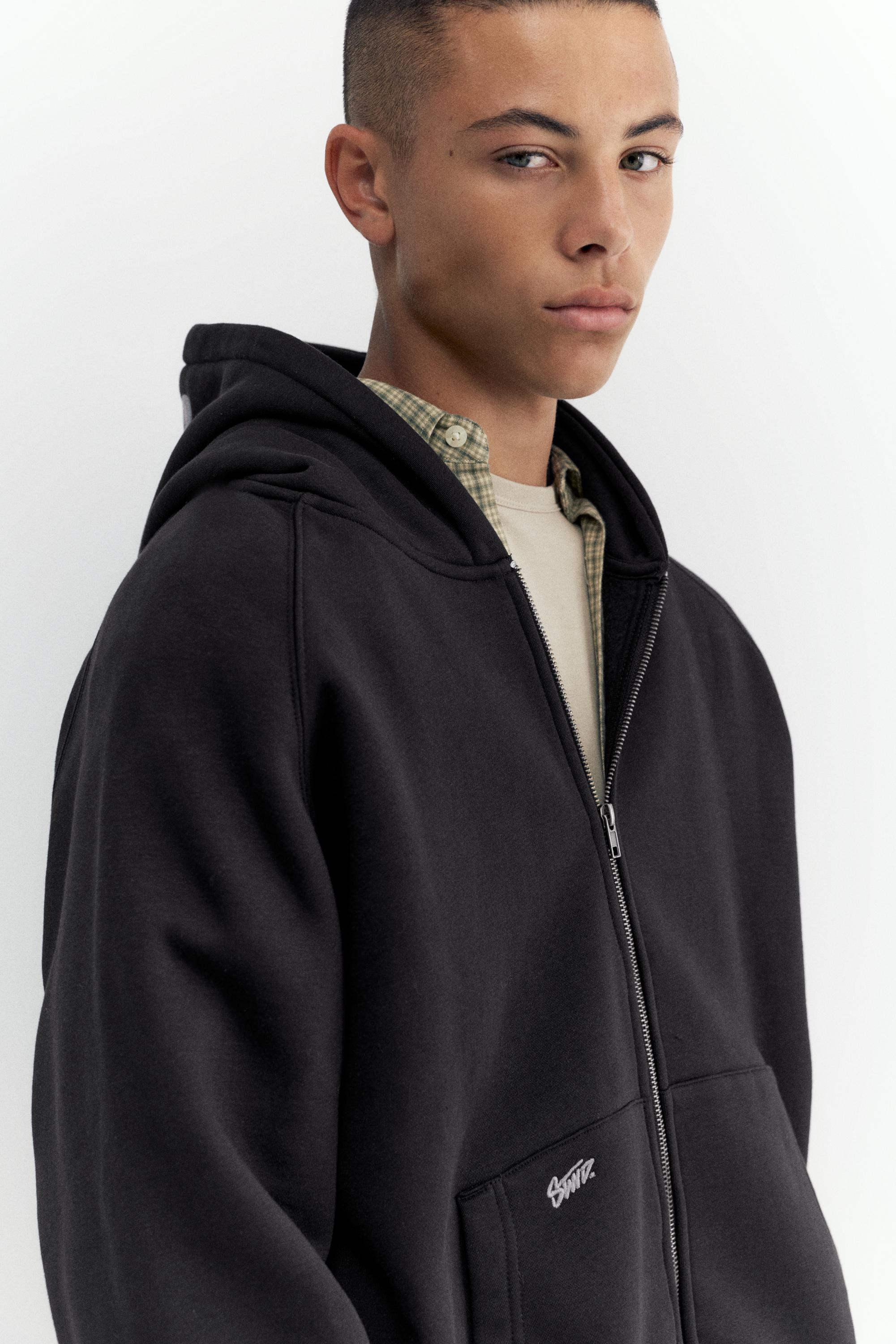 STWD zip-up hoodie — Black