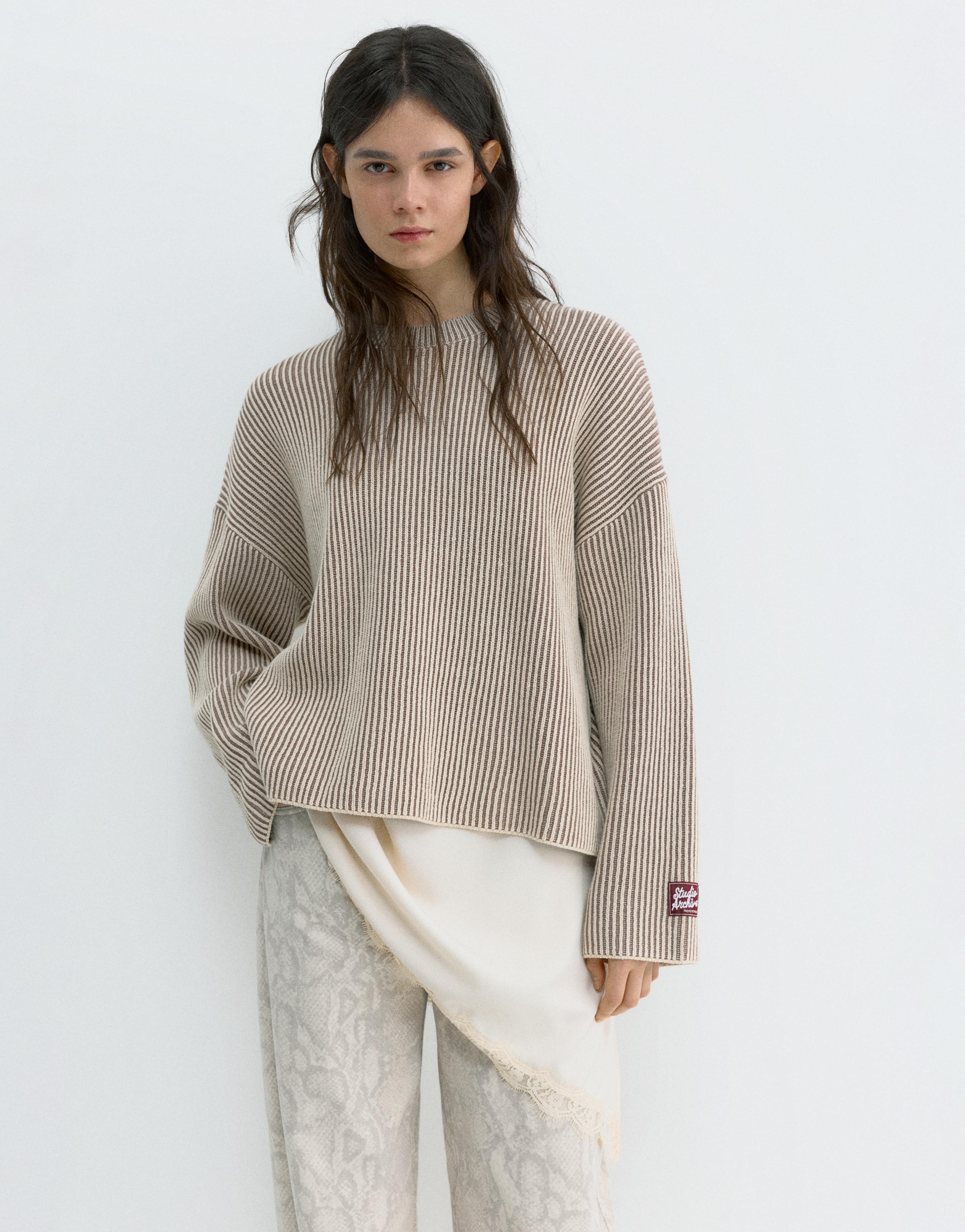 Kontrast iplikli fitilli kazak - Görsel 16