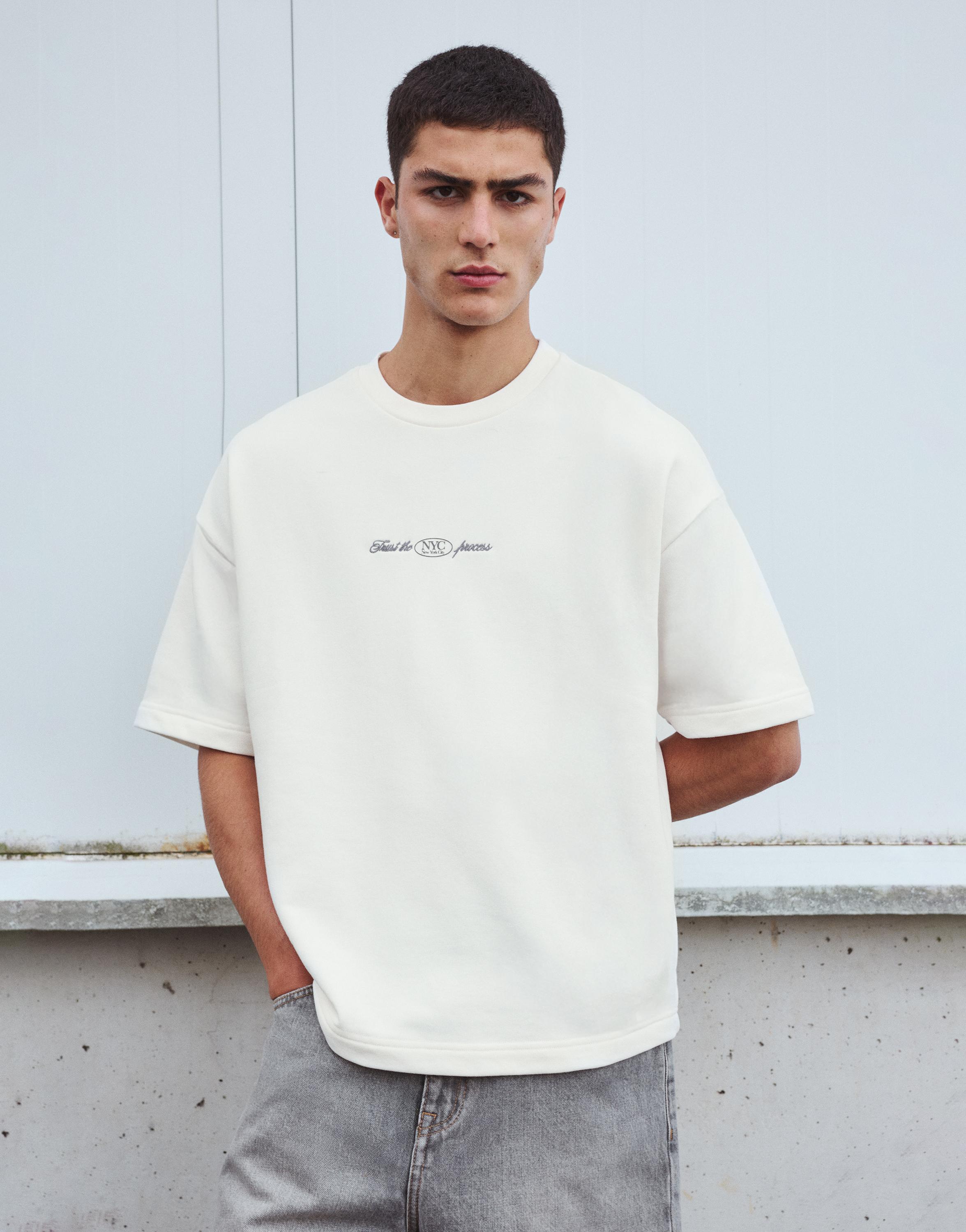 Nakışlı kısa kollu sweatshirt - Görsel 10