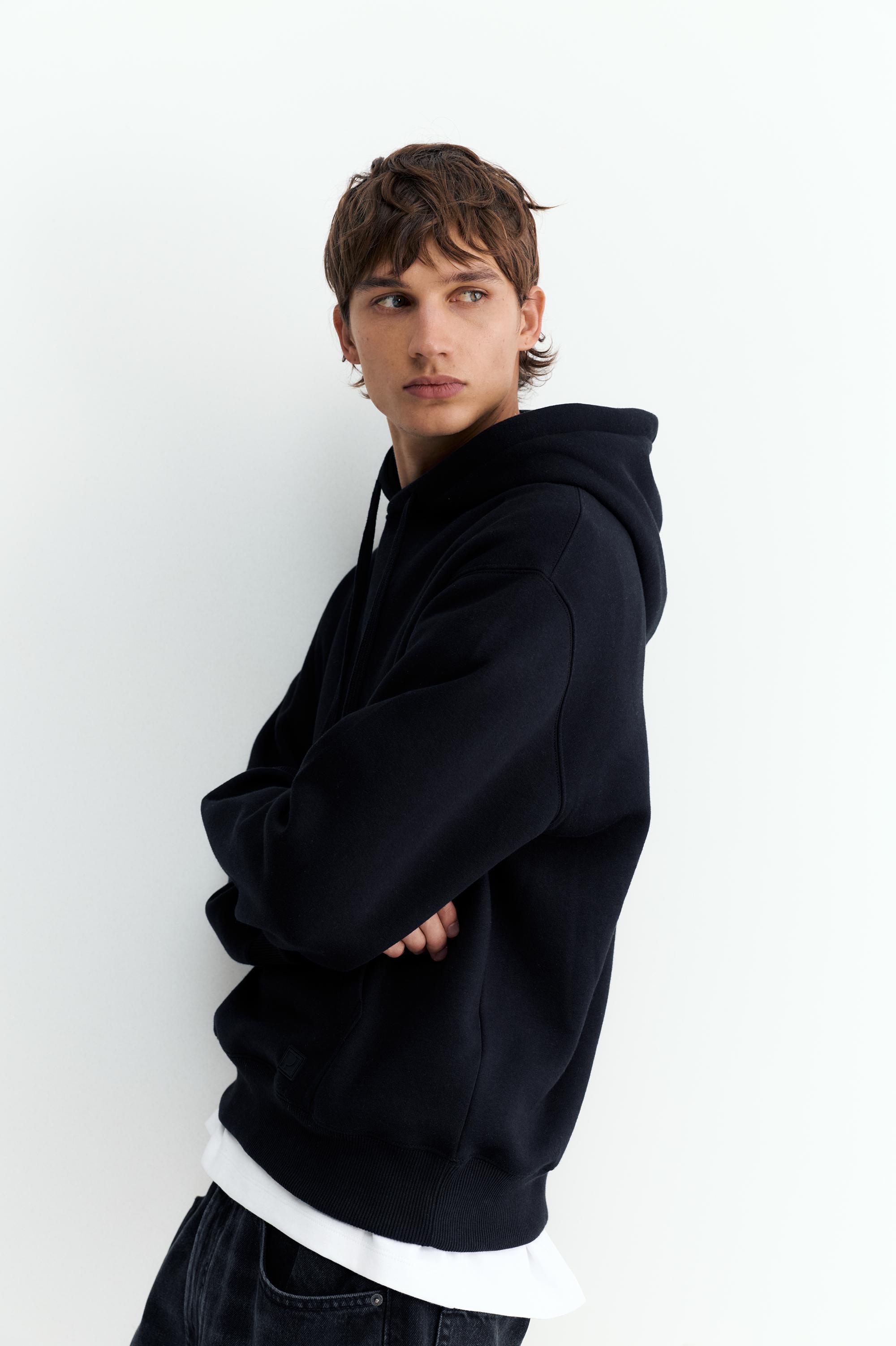 Basic hoodie — Black