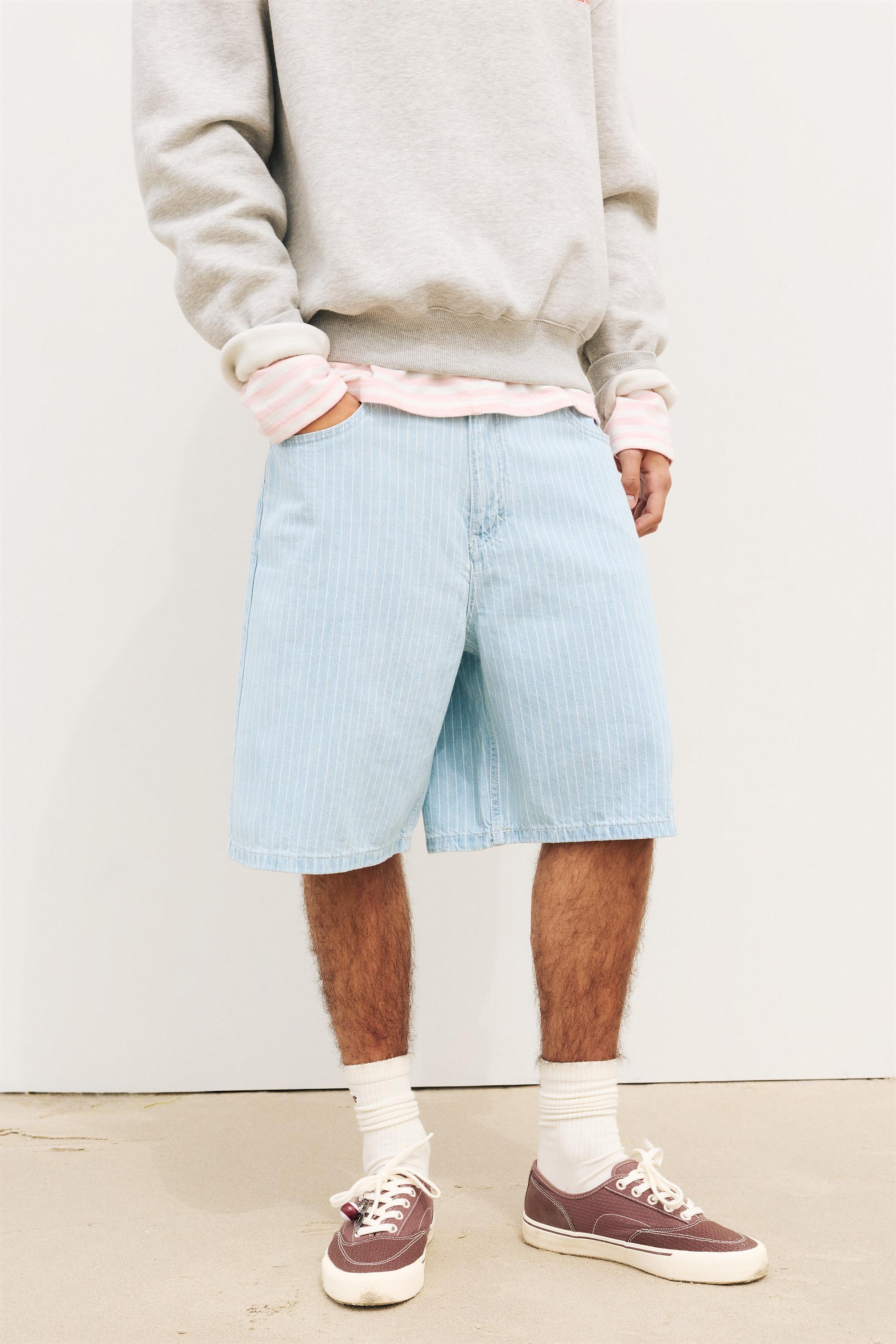 Relaxed fit striped denim Bermuda shorts — Pale indigo