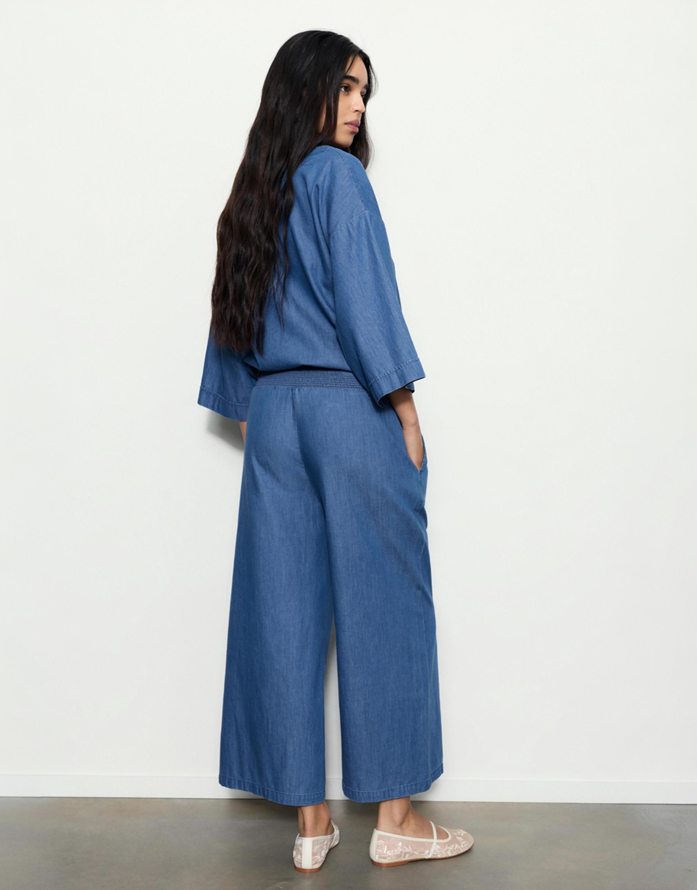 Flowing denim trousers with elasticated waist — Medium blue