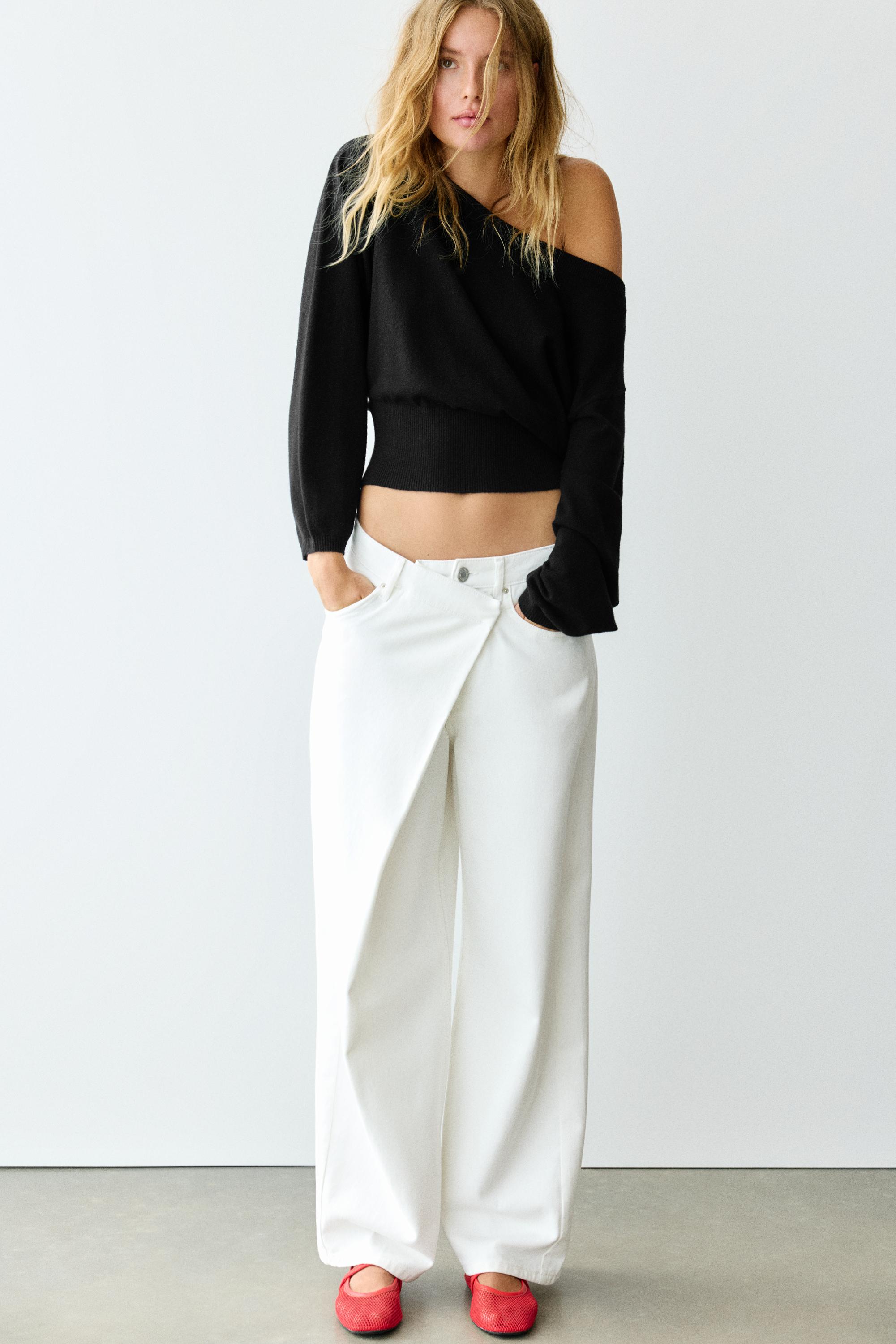 Asymmetric neck jumper — Black