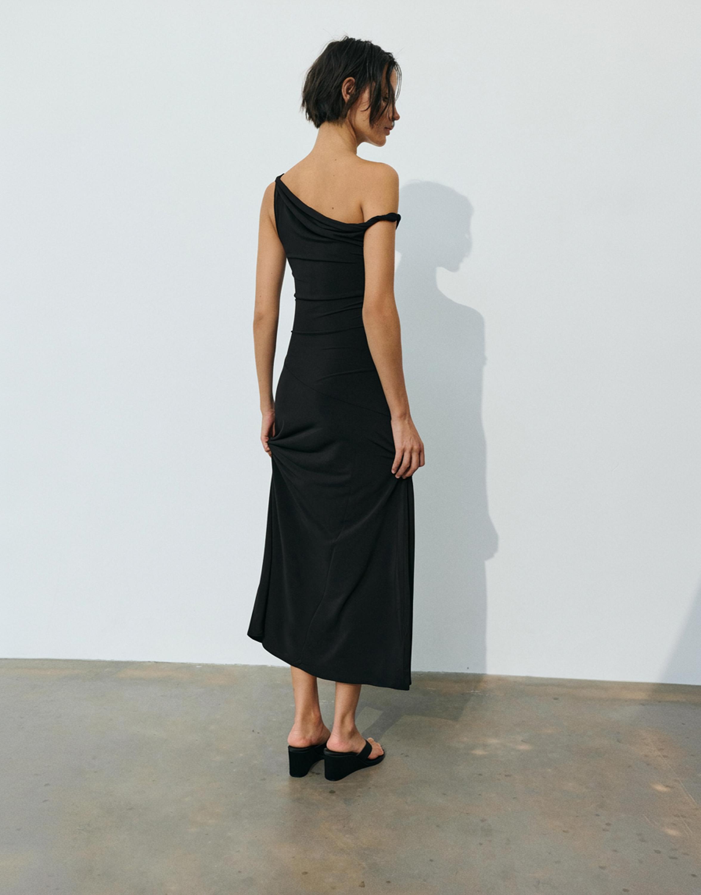 Asymmetric midi dress — Black