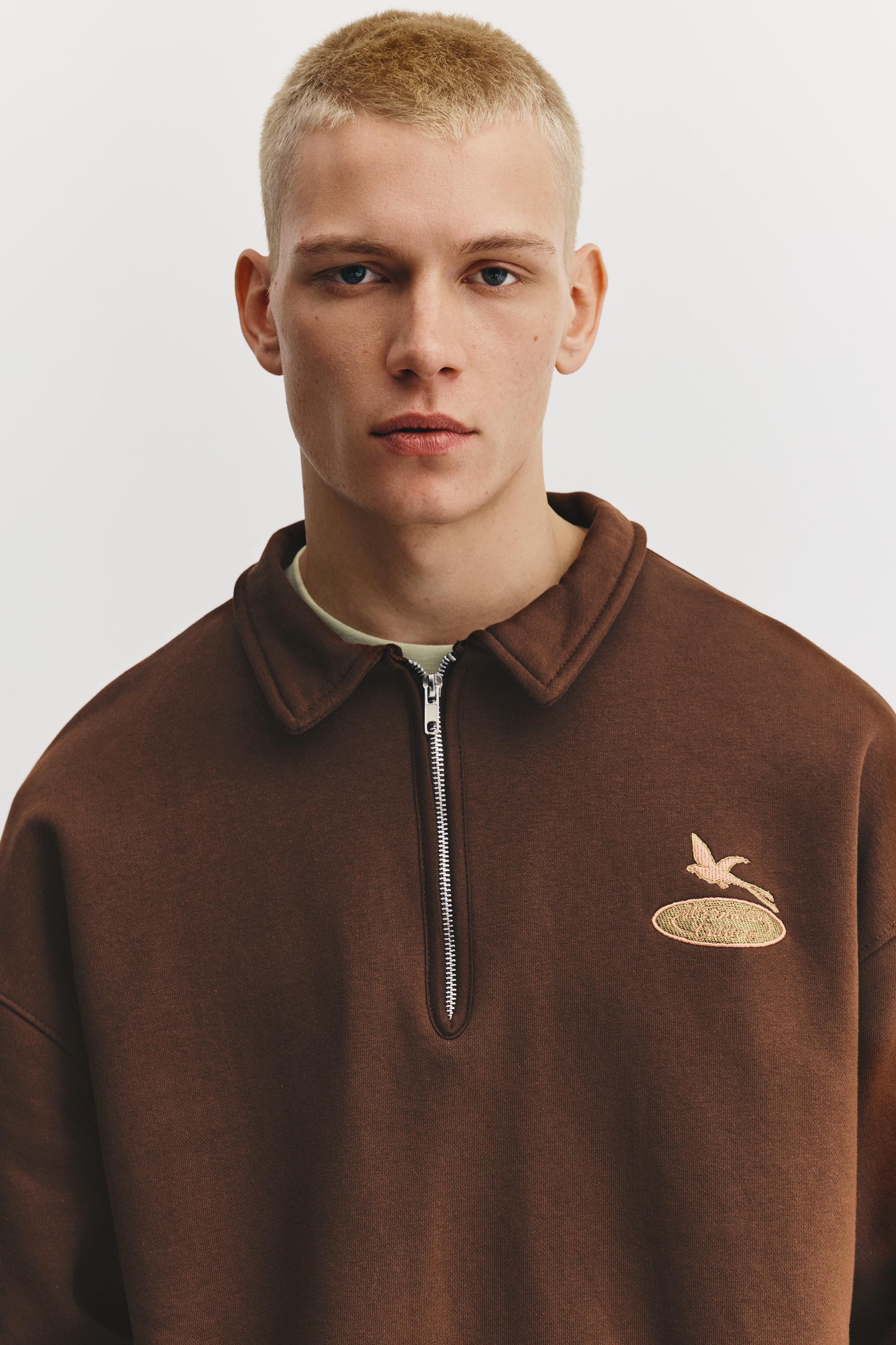 Grafik baskılı polo yaka sweatshirt - Görsel 7