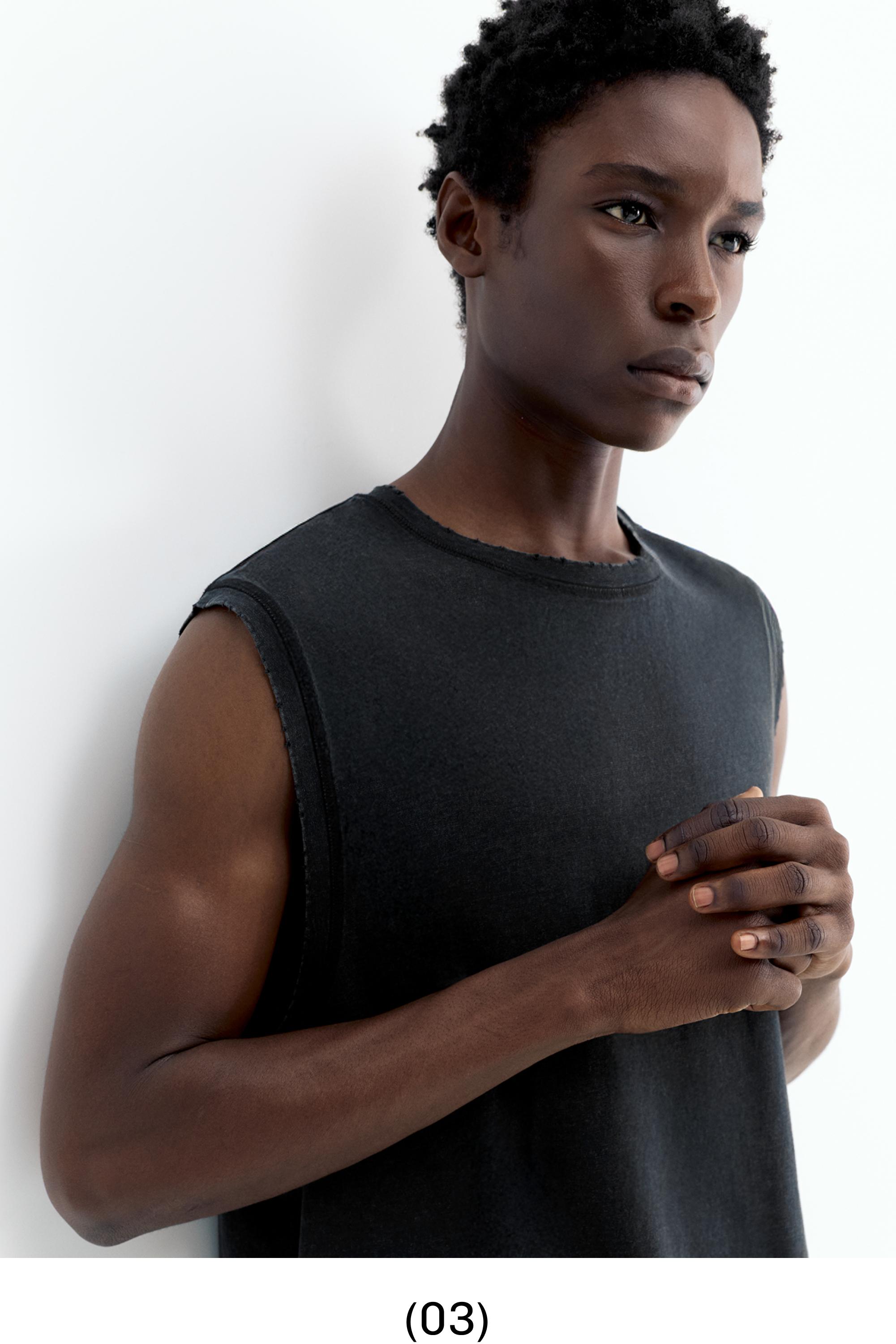 Strappy top — Black