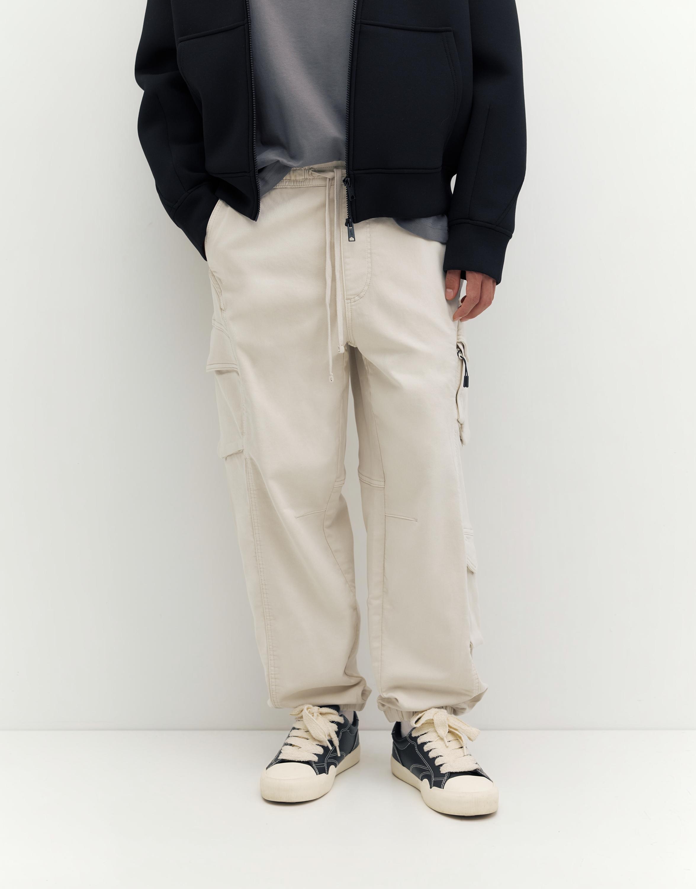 Multi-pocket joggers — Stone