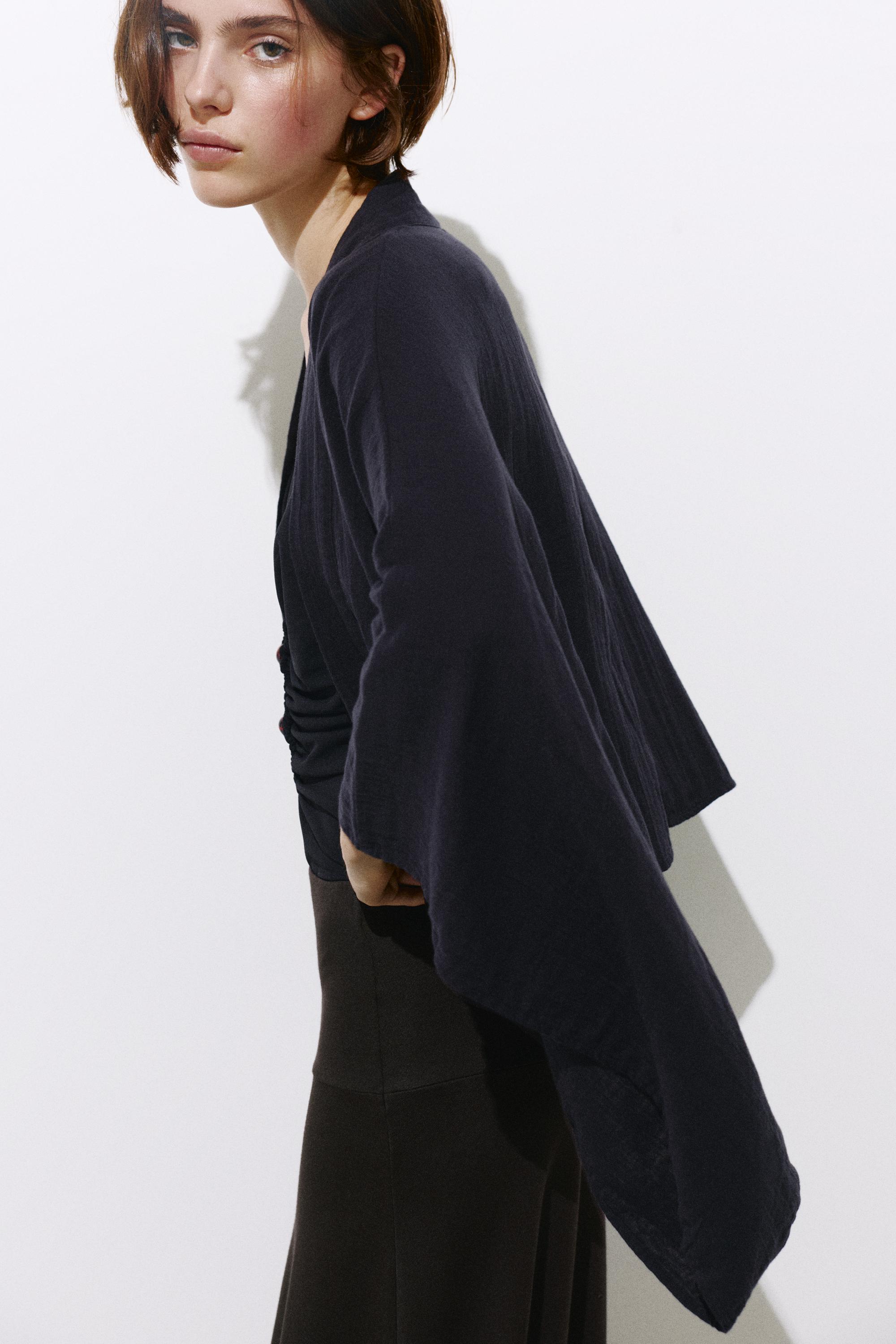 Short chiffon kimono — Black