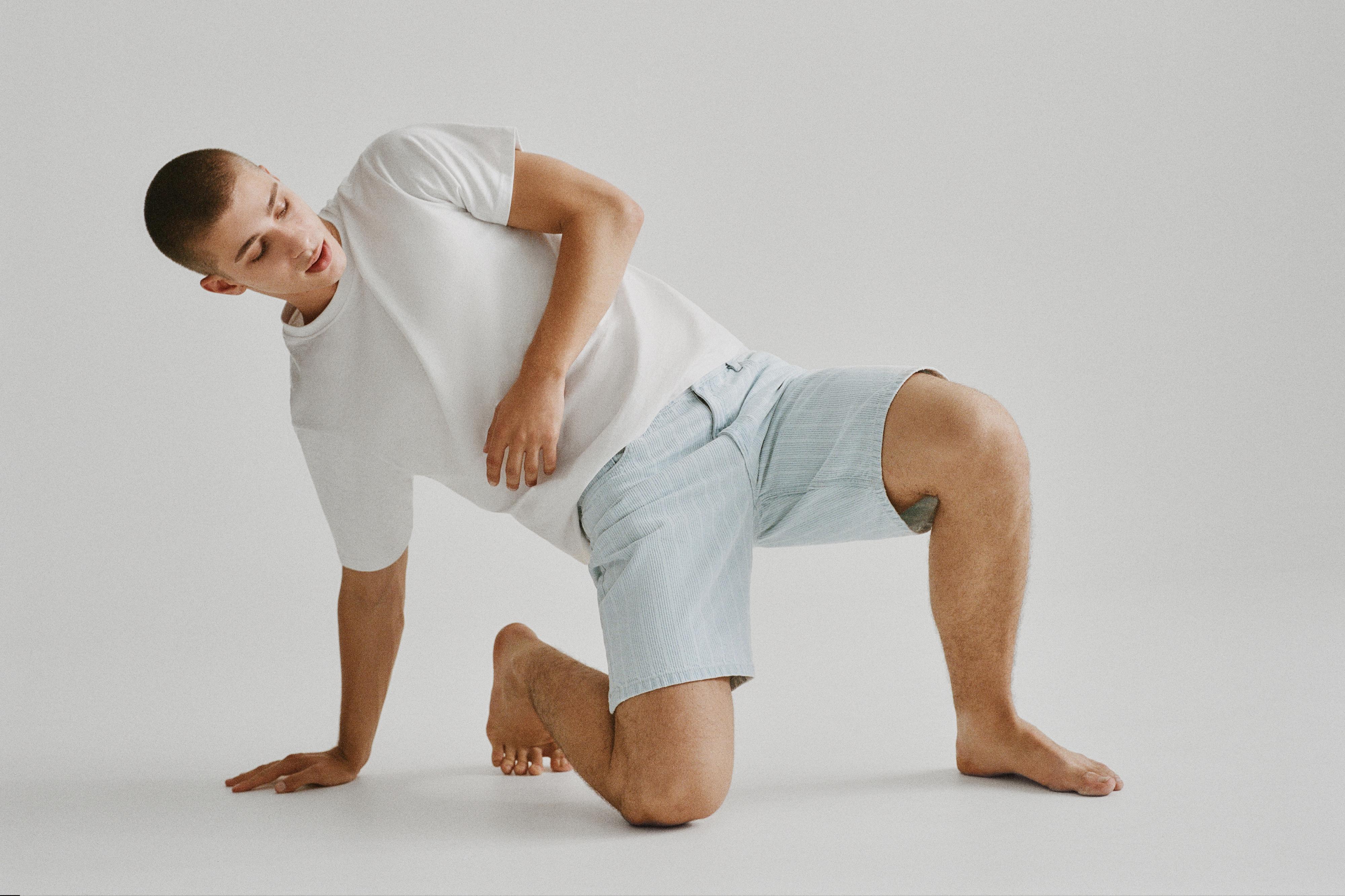 Standard fit jacquard denim Bermuda shorts — Pale blue