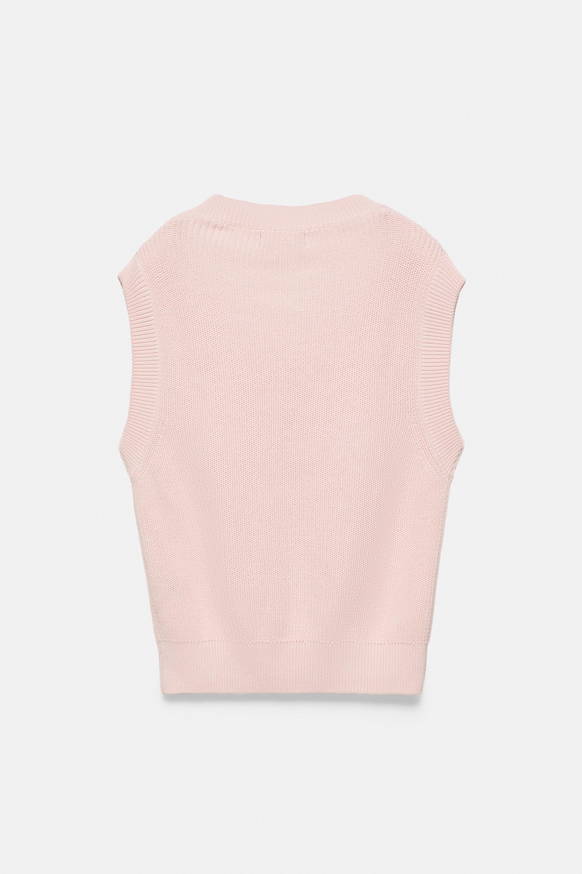 Knit vest — Pastel pink