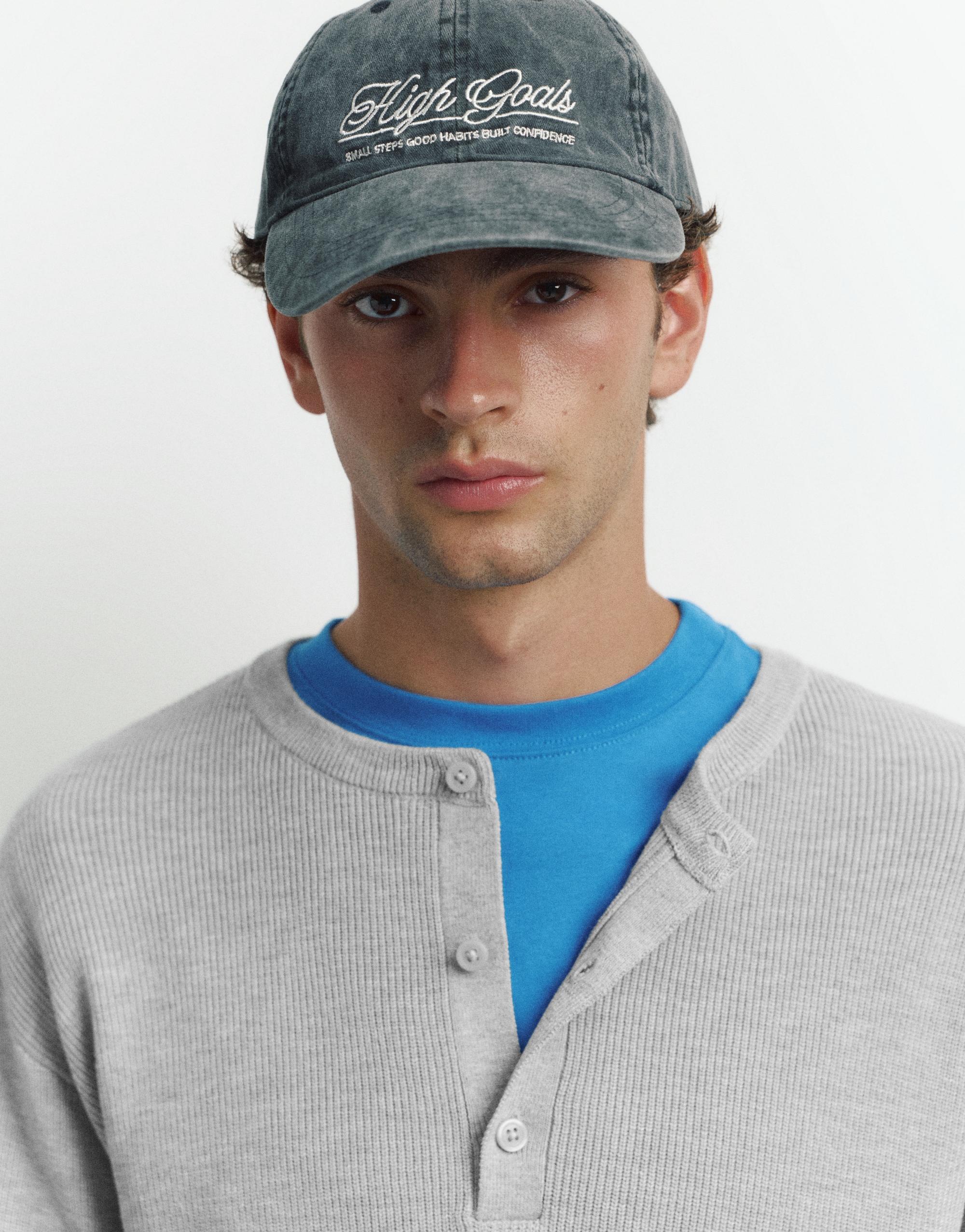 Henley neck jumper — Grey marl