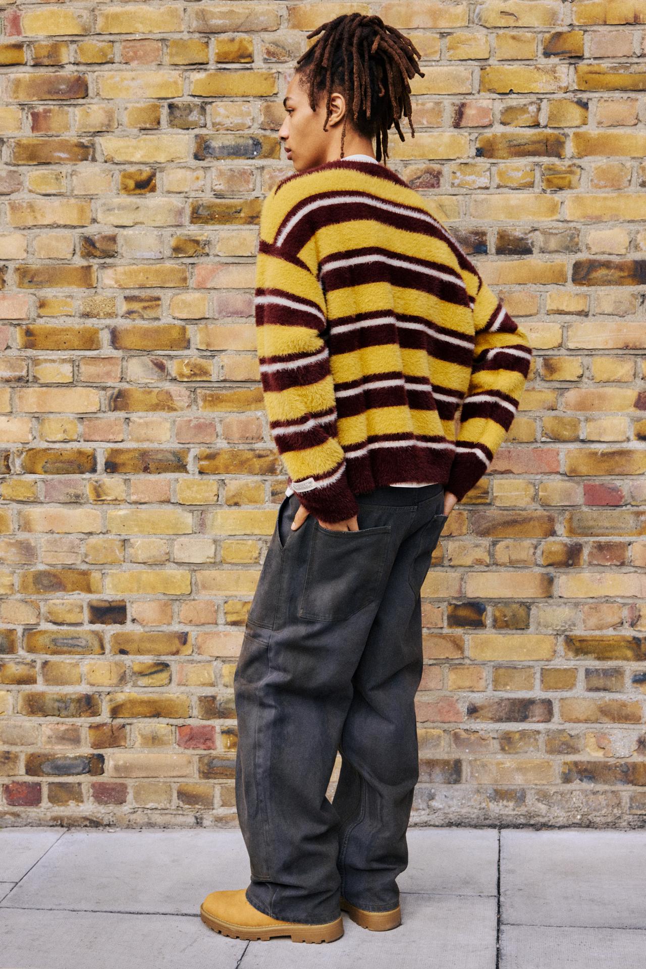 Striped knit jumper — Brown