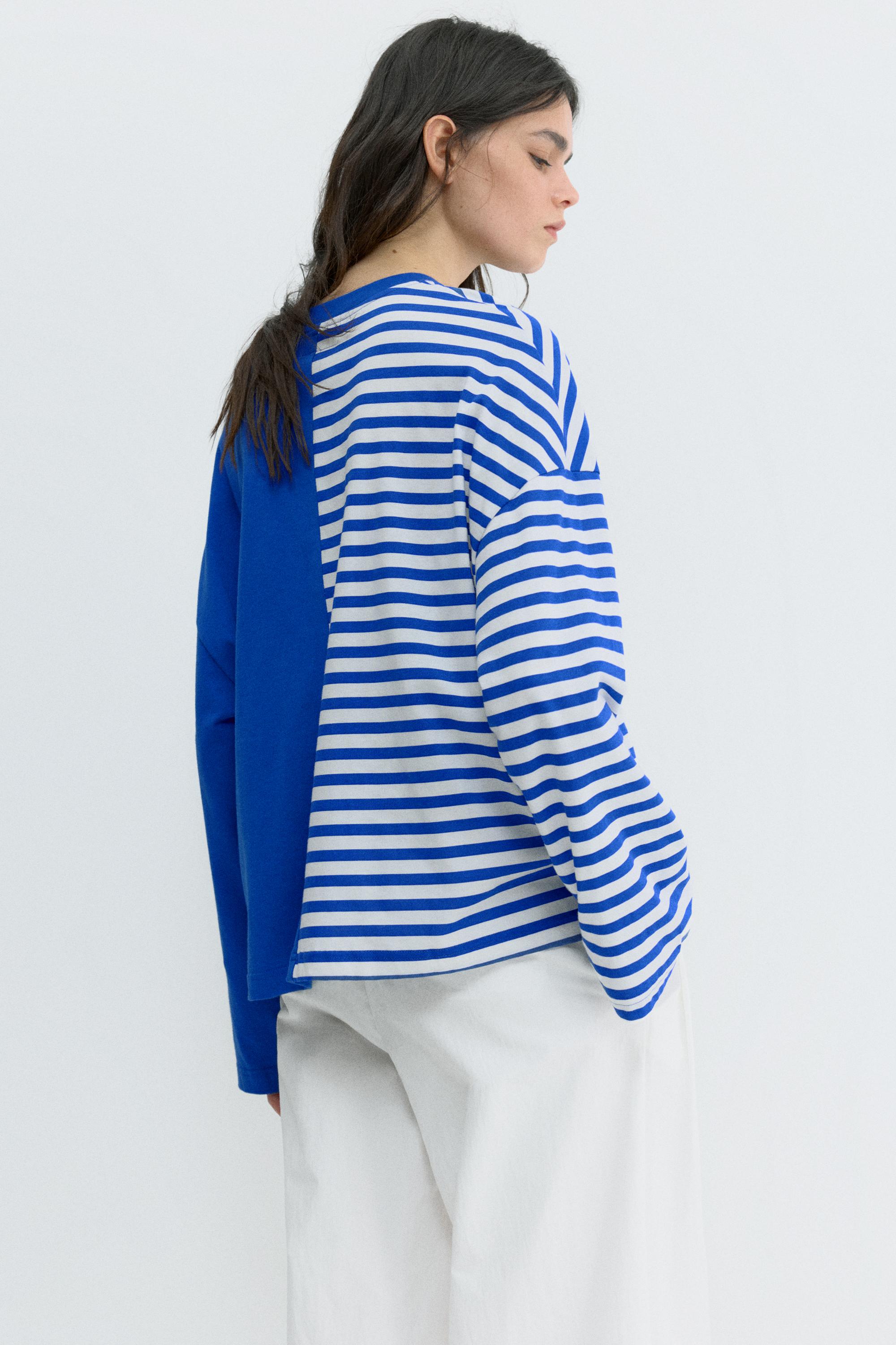 Graphic panel T-shirt — Dark blue