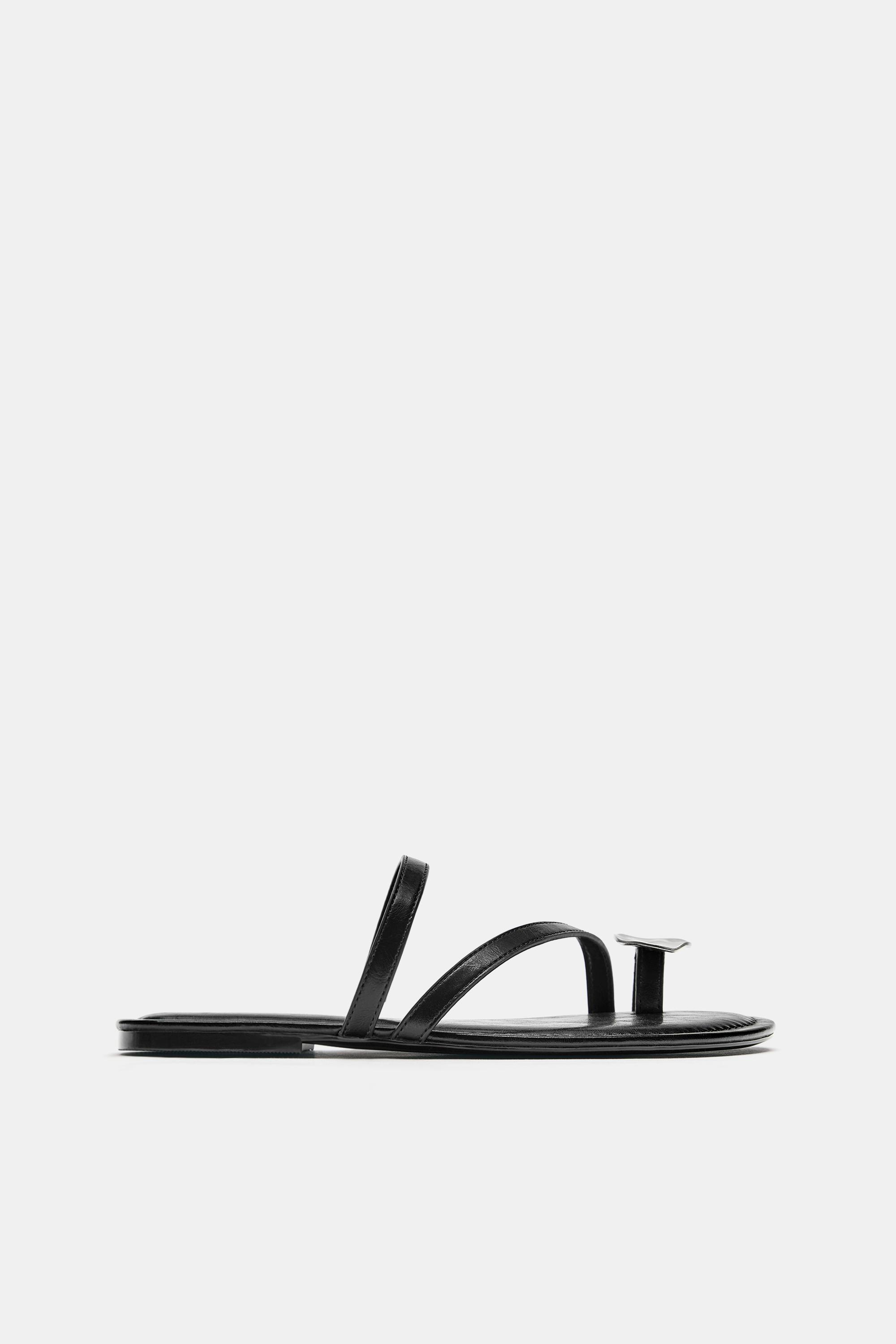 Embellished flat sandals — Black