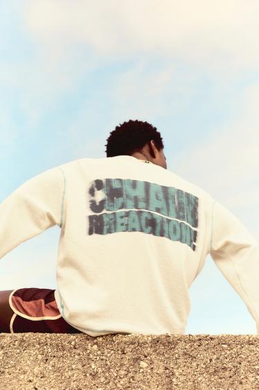 Long sleeve graphic T-shirt with topstitching — Ecru 1