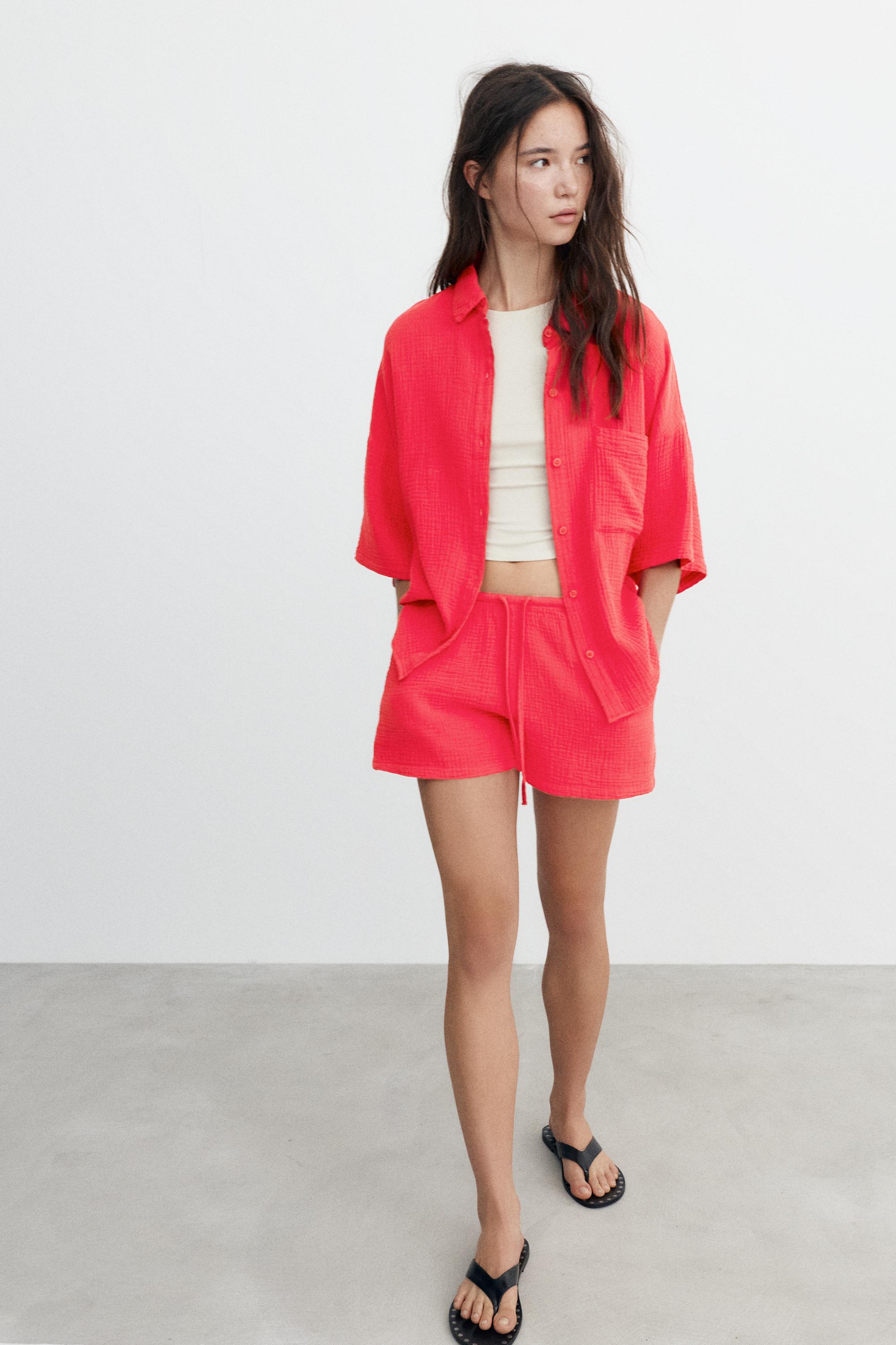 Crepe shorts — Red