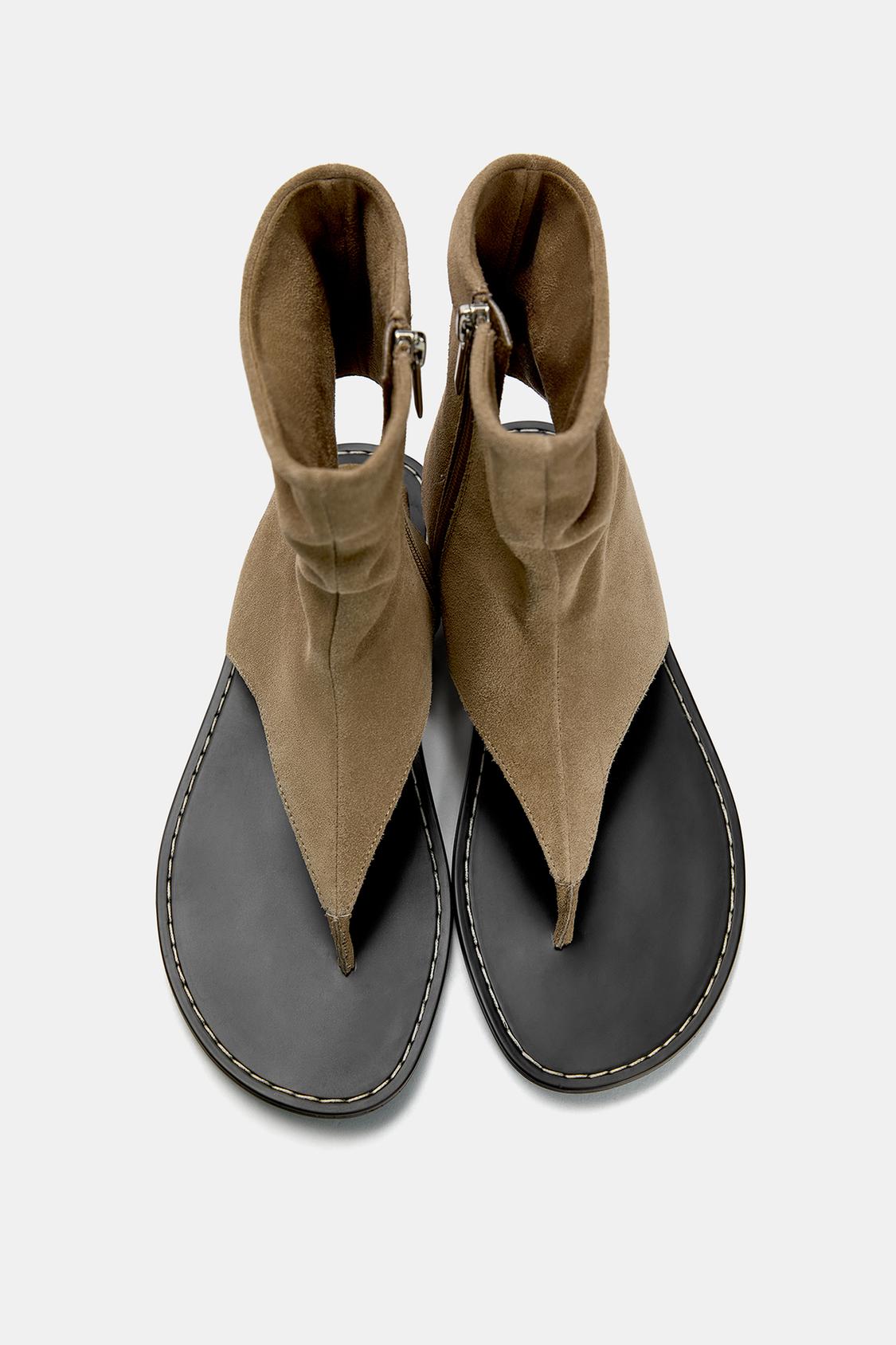 Claudia Sandalia Abotinada Plataforma CLAUDIA Sandalia Plana