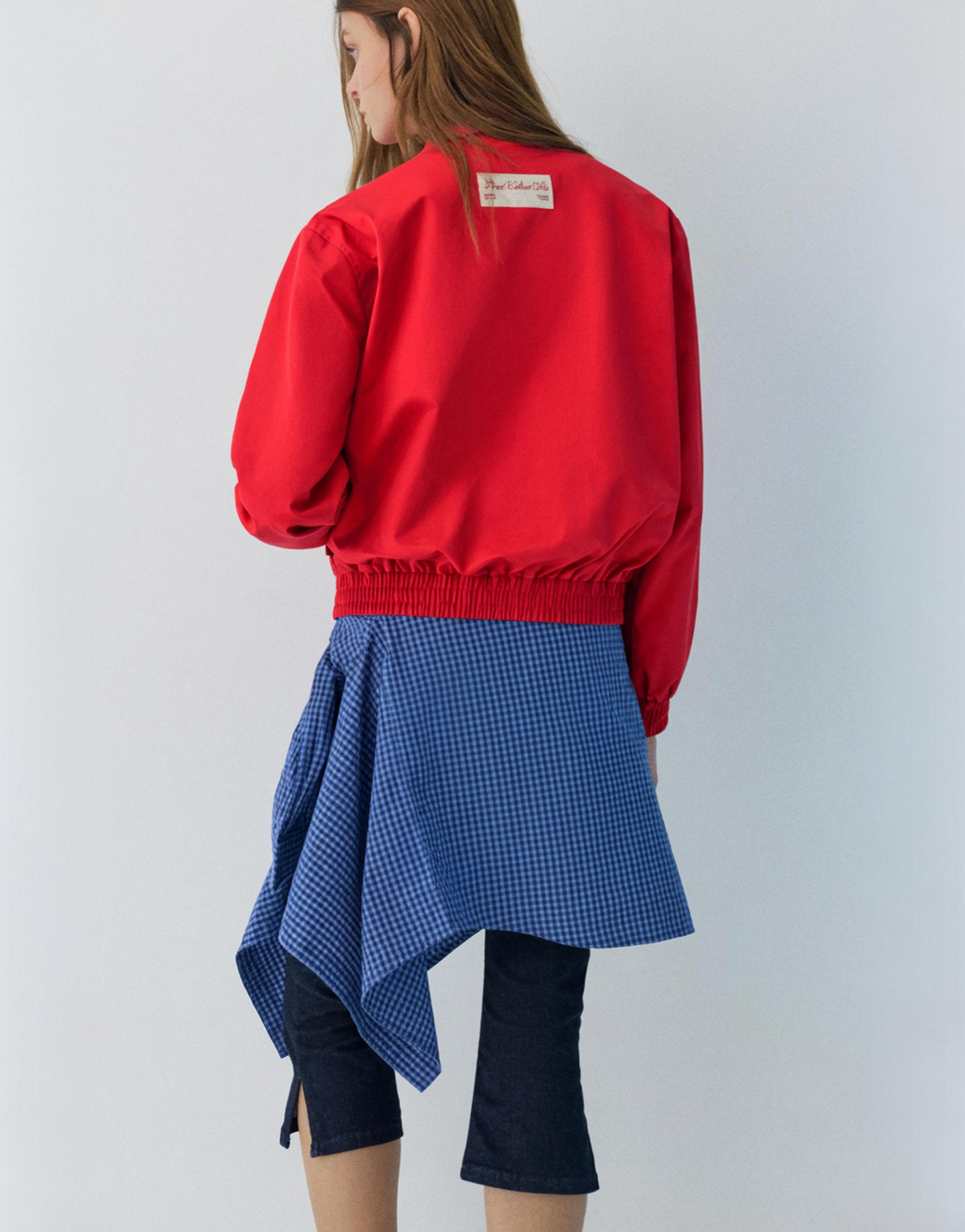 Nakışlı kırmızı ceket - Görsel 13