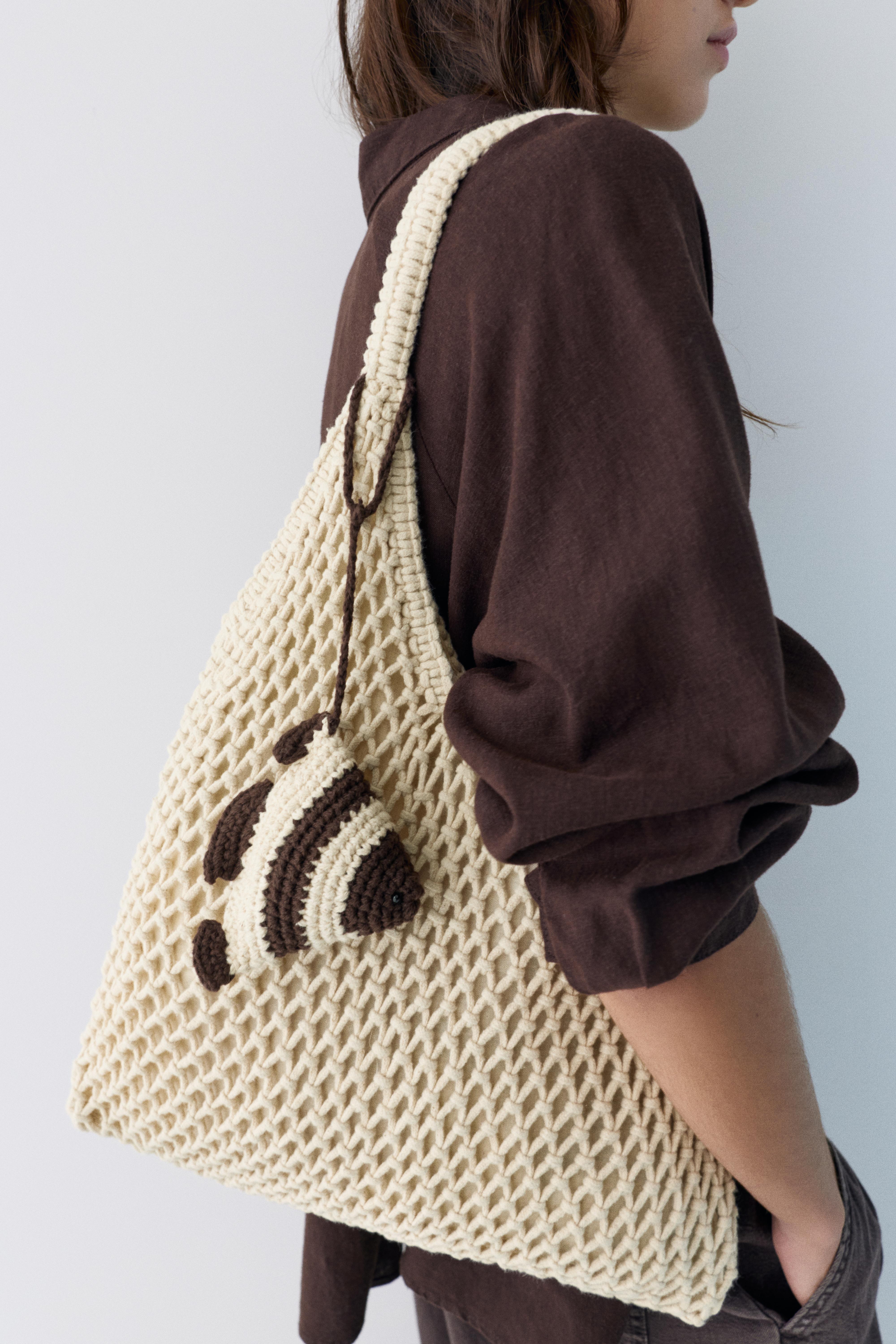Shopper bags | Pull&Bear Iraq