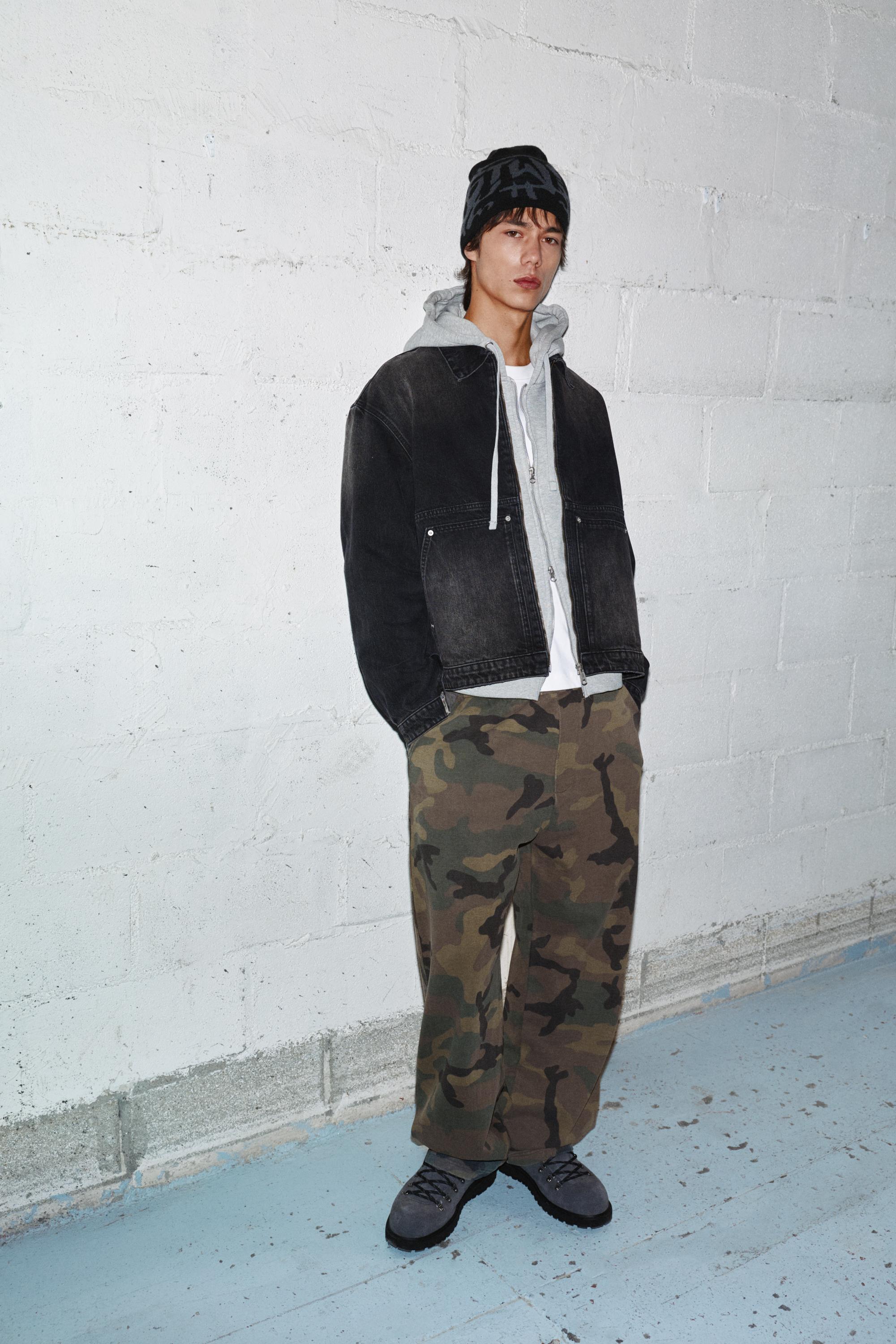 Pantalón jogger baggy estampado