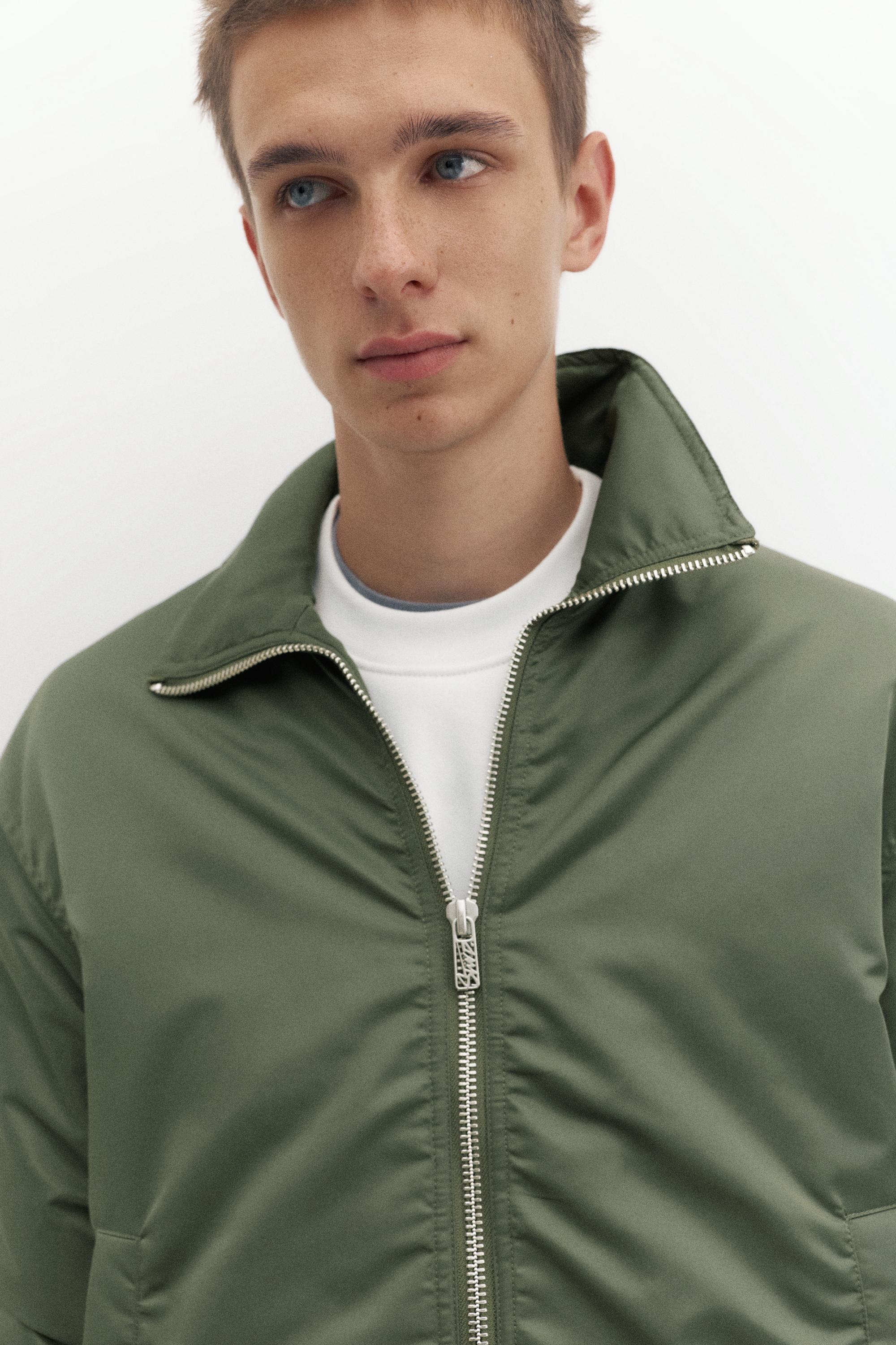 Shirt collar bomber jacket — Medium green
