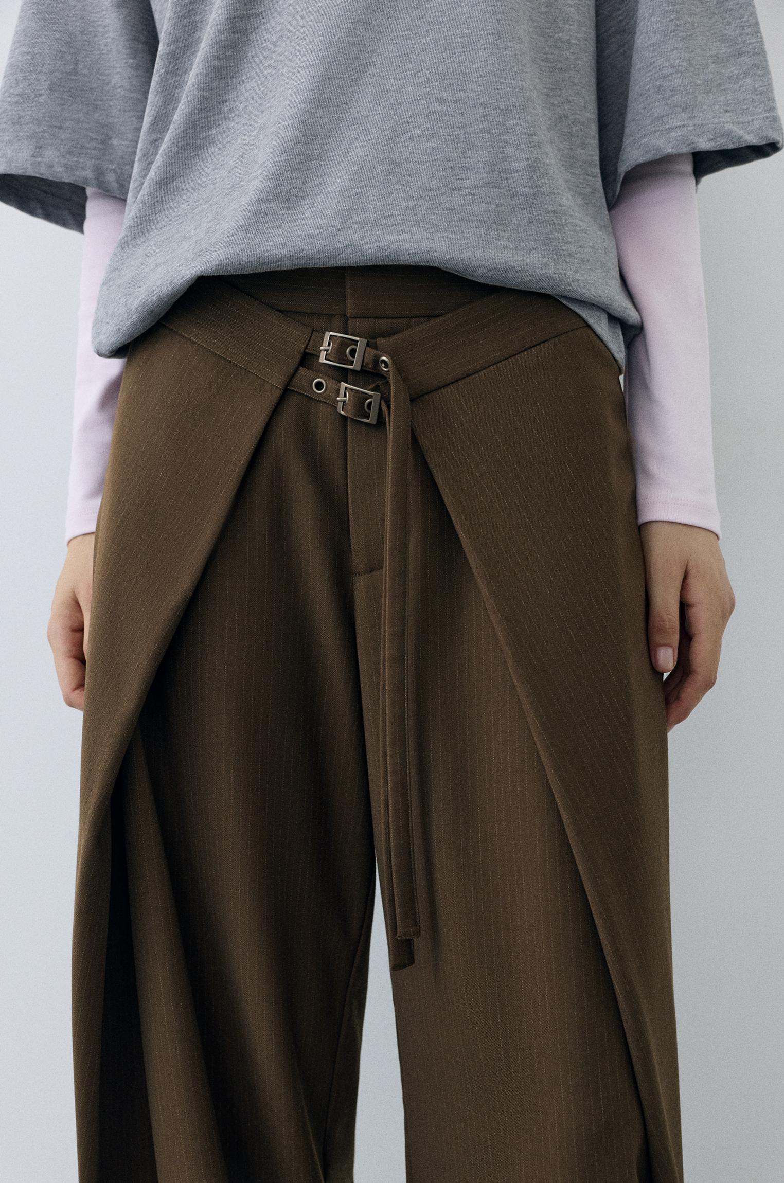 Darted buckled smart trousers — Brown