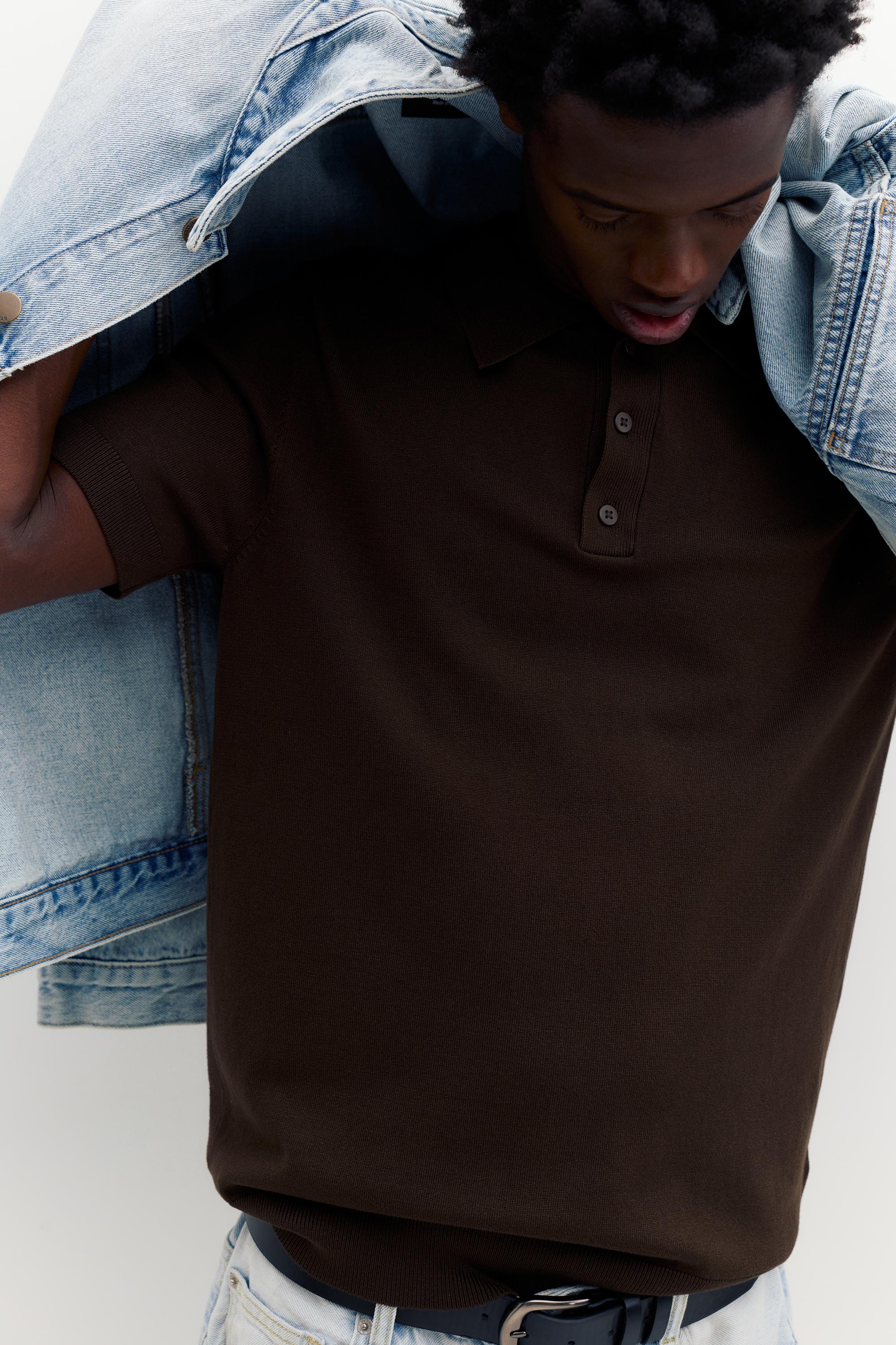 Short sleeve knit polo shirt — Chocolate
