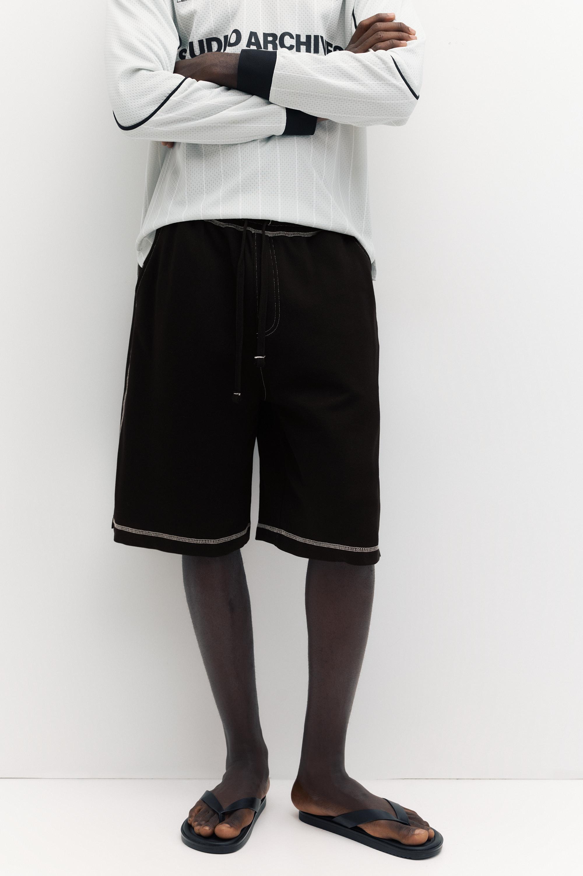 STWD jogger Bermuda shorts with seams — Black