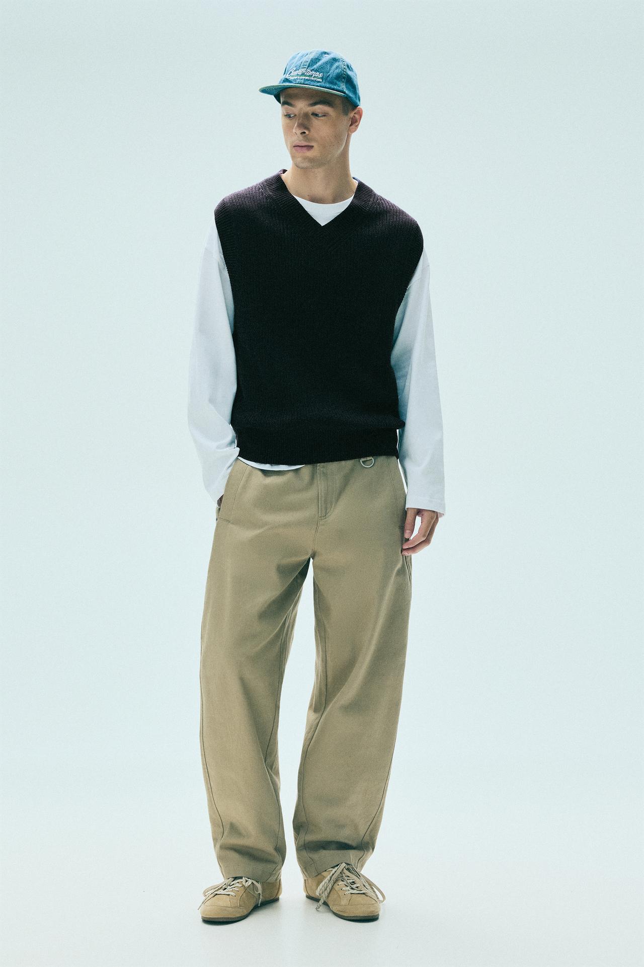 Knit vest — Navy