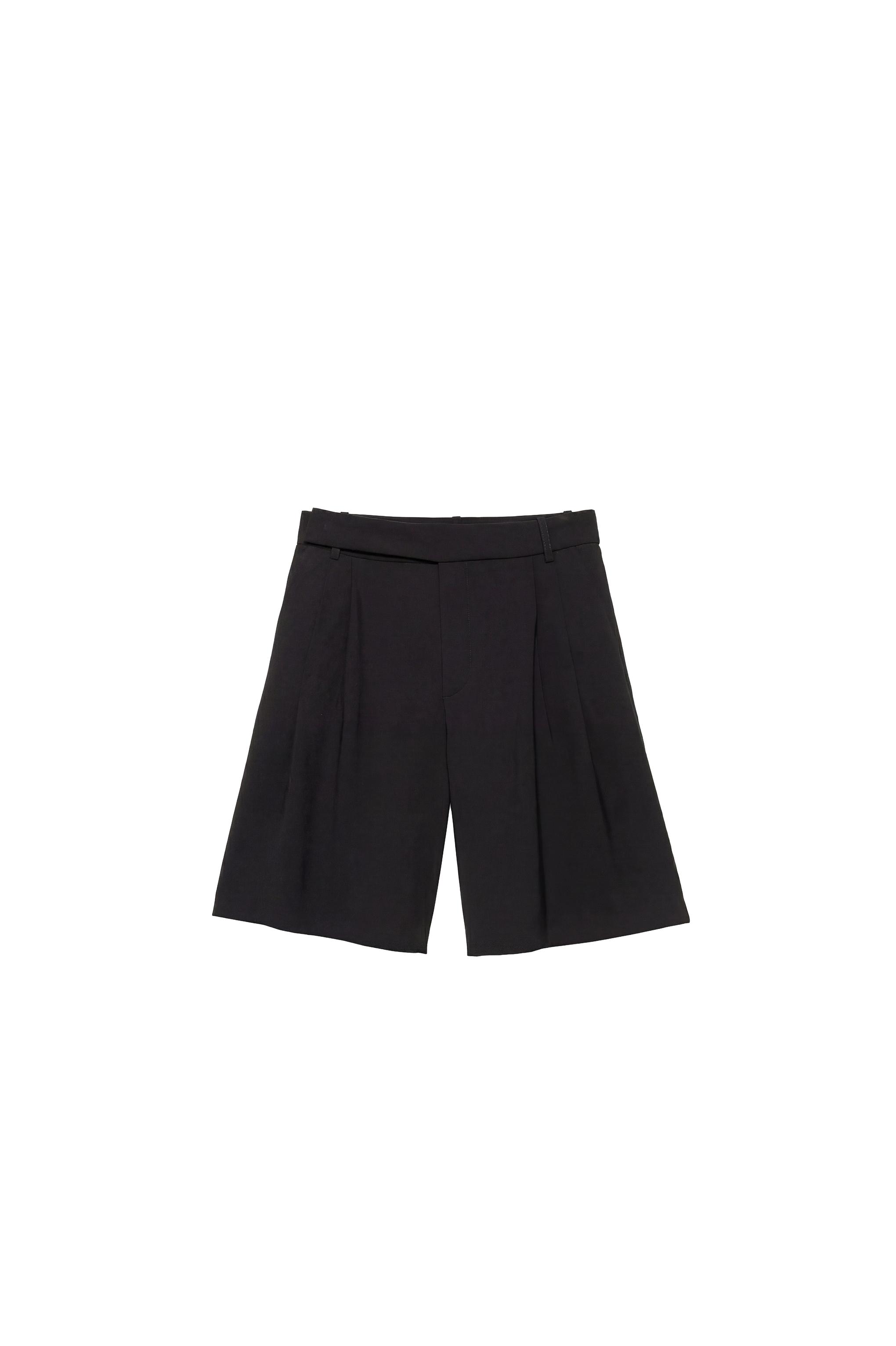 Smart Bermuda shorts with pleats — Black