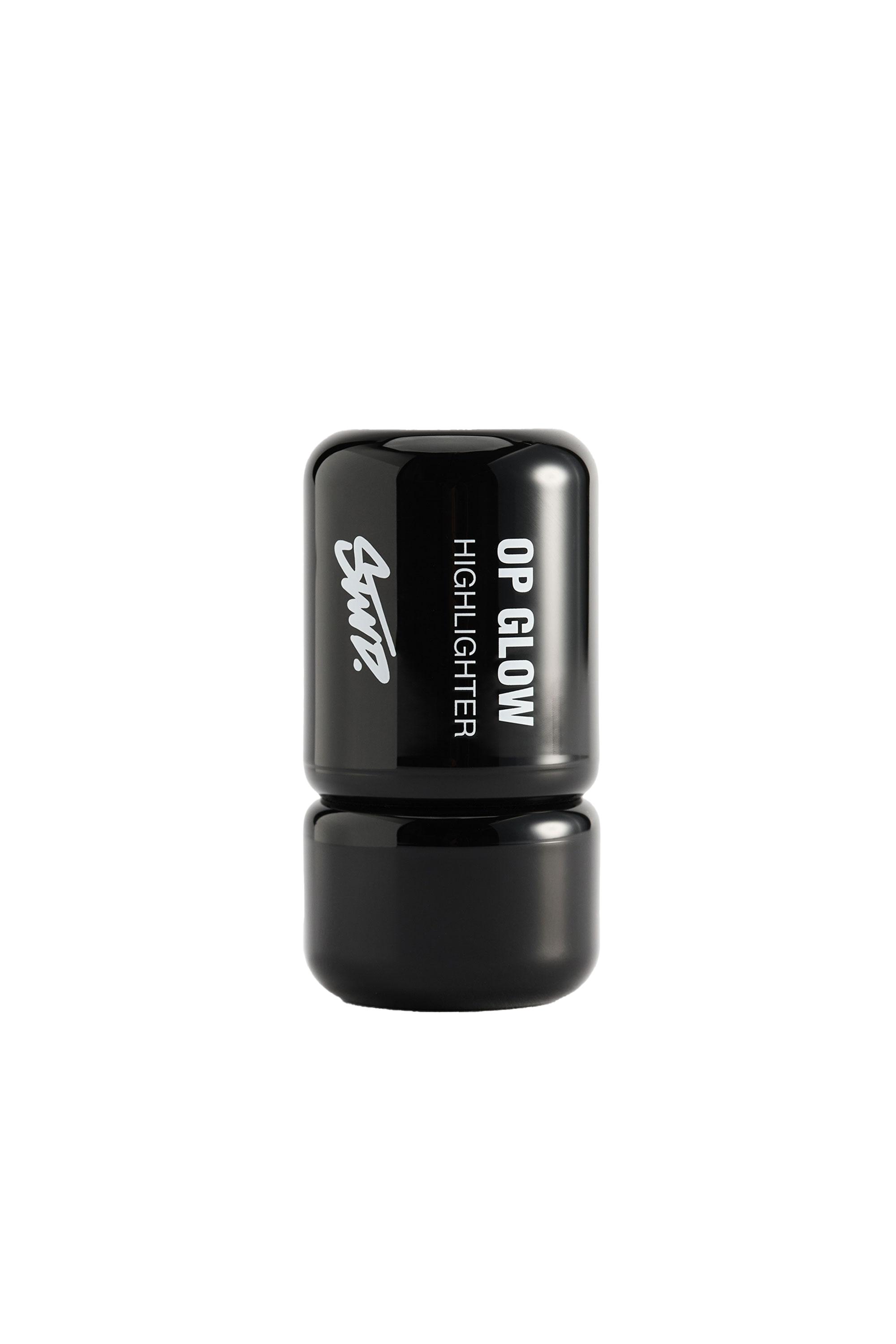 Iluminador en barra Op Glow Highlighter