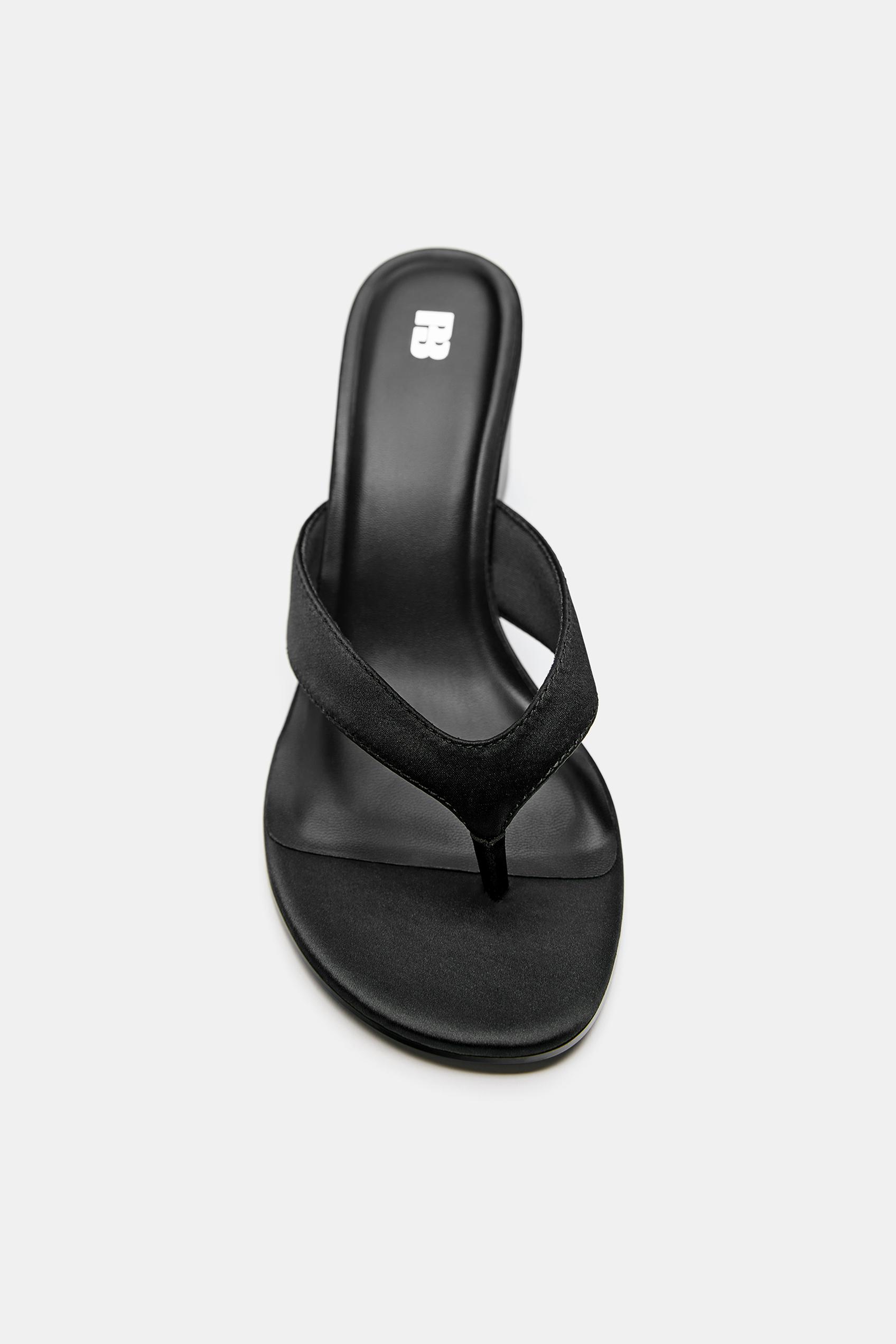 Wedge heel sandals — Black
