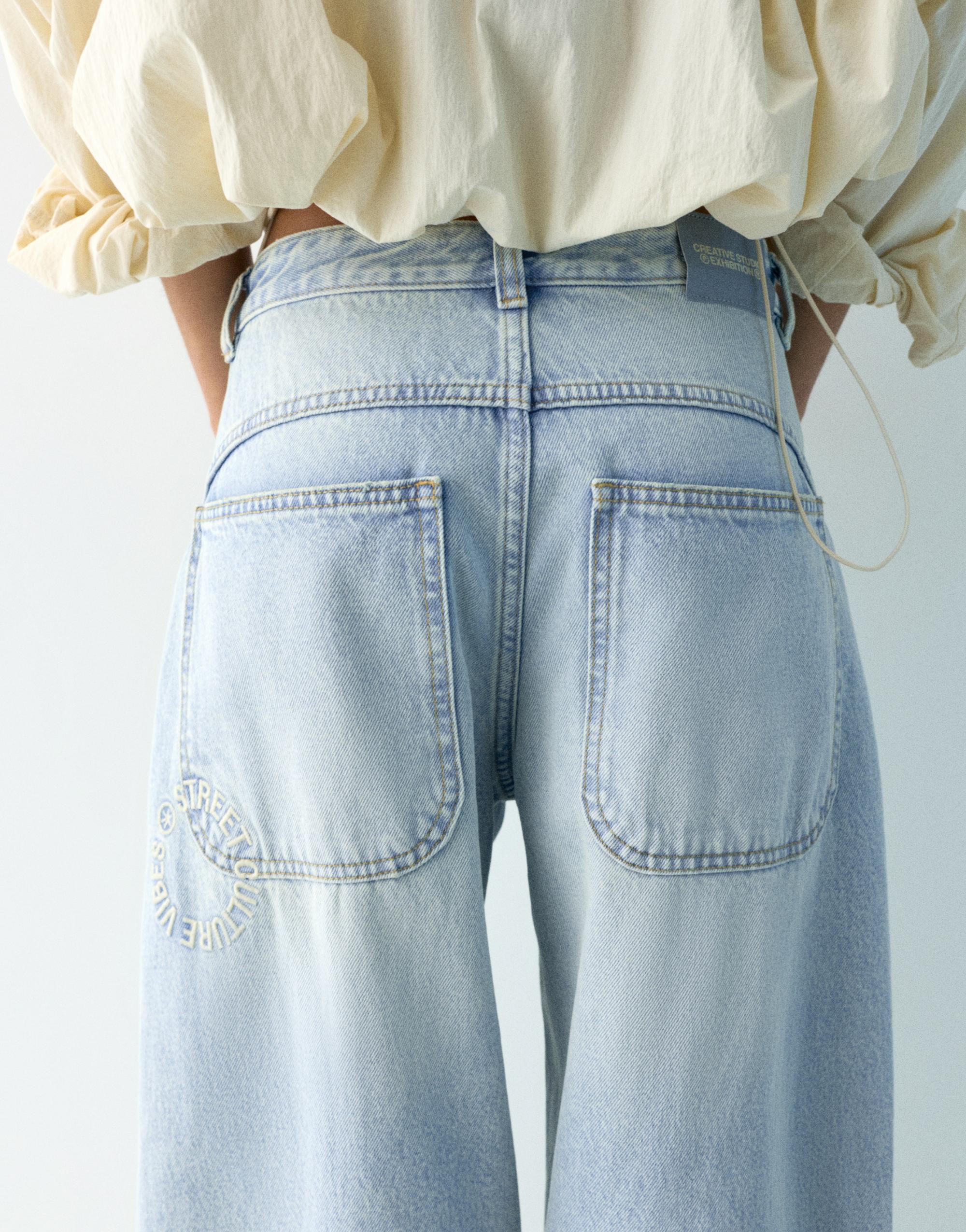 Embroidered barrel jeans — Pale blue