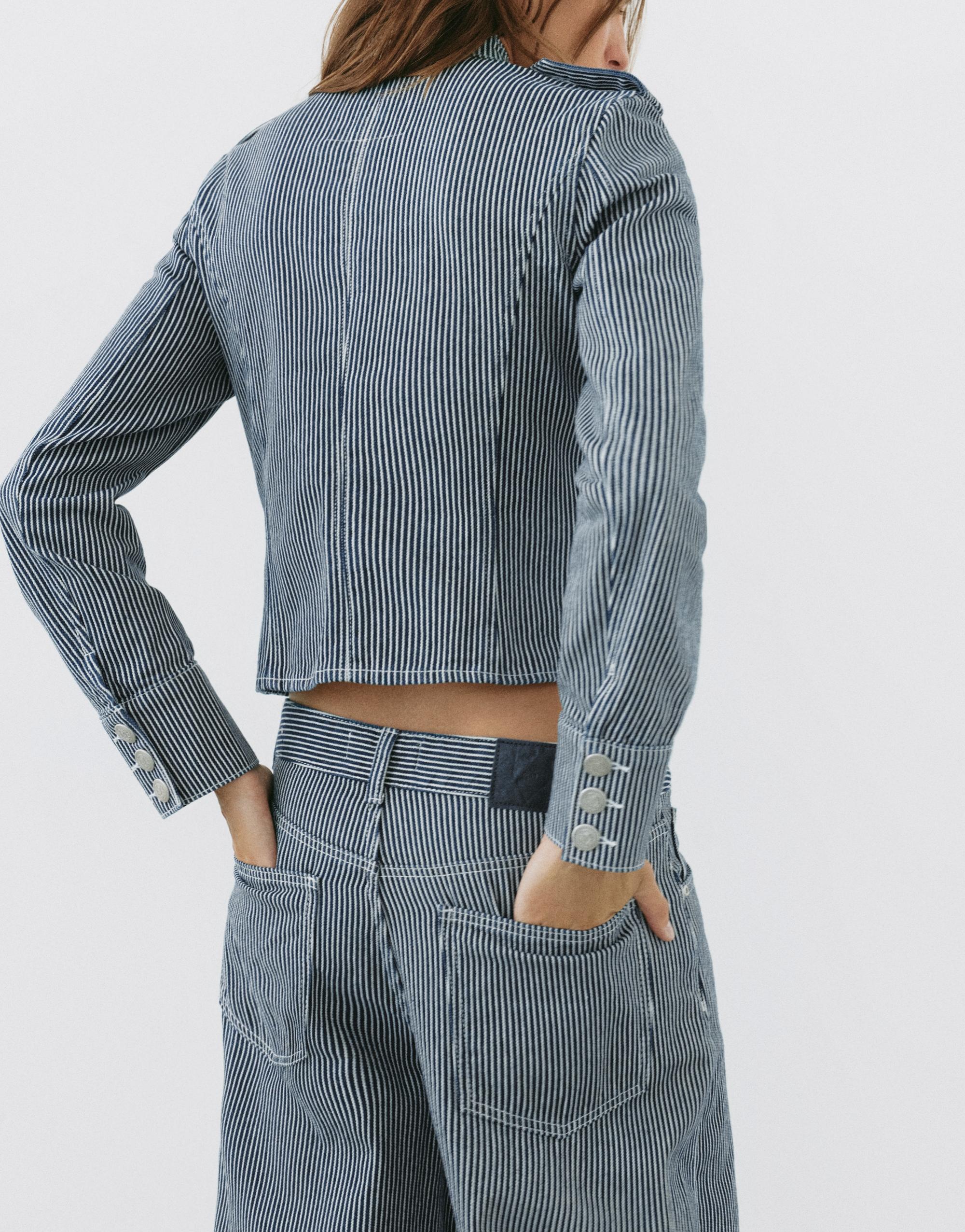 Striped buttoned denim jacket — Dark blue